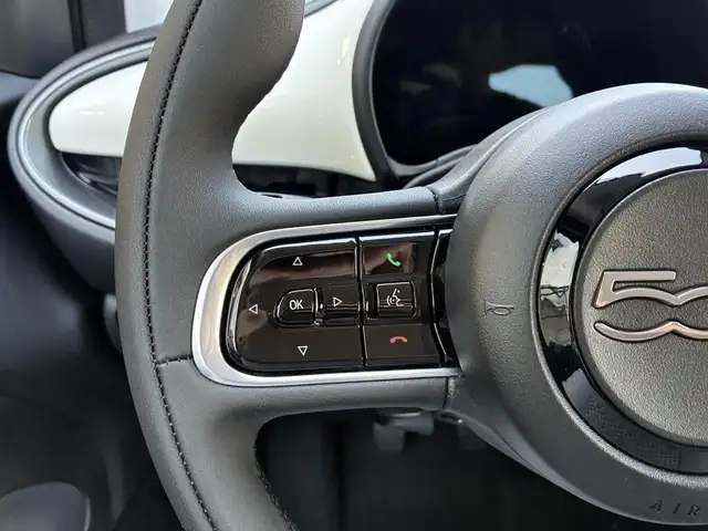 Fiat 500 view 13