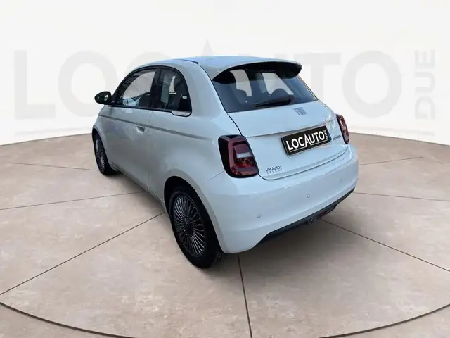 Fiat 500 view 5