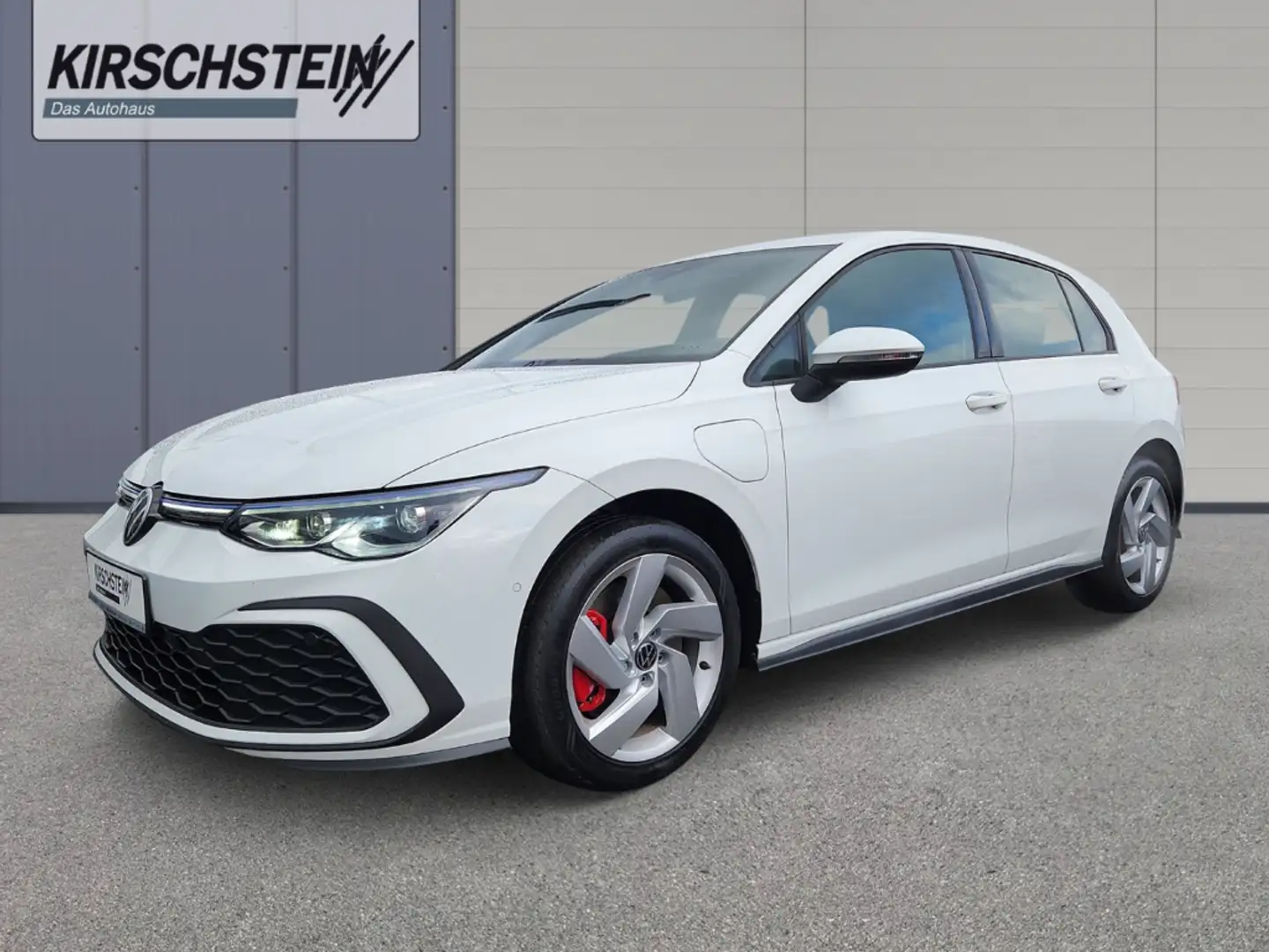 Volkswagen Golf VIII GTE eHybrid 1.4 IQ.Light Kamera HeadUp Biały - 2