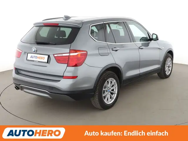 BMW X3 view 6