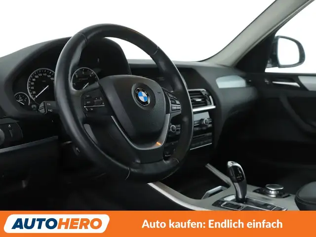 BMW X3 view 11