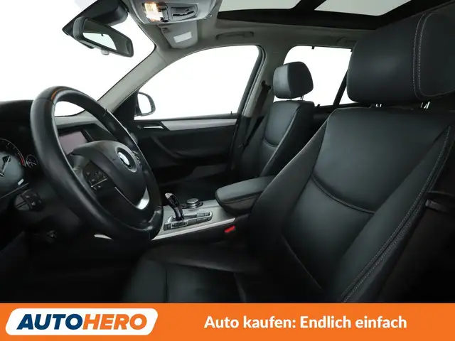 BMW X3 view 10