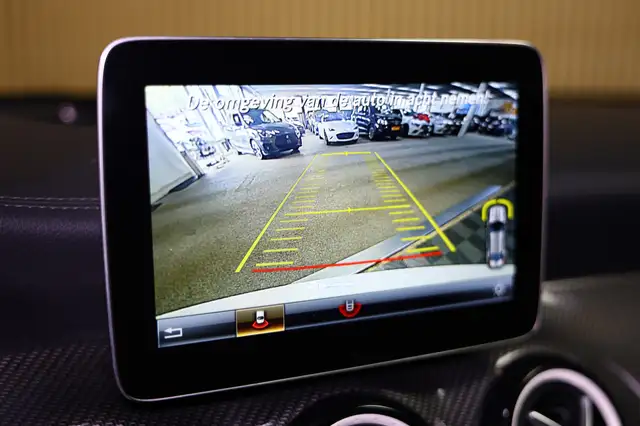 Mercedes-Benz Cla view 16