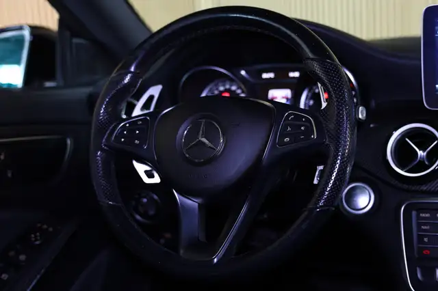 Mercedes-Benz Cla view 30