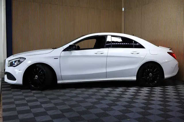 Mercedes-Benz Cla view 8