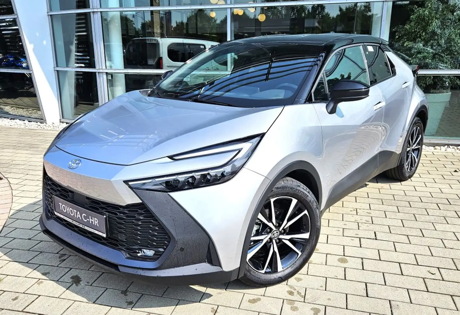 Toyota C-HR 1.8 Hybrid Teamplayer*Technik Paket * Argent - 1