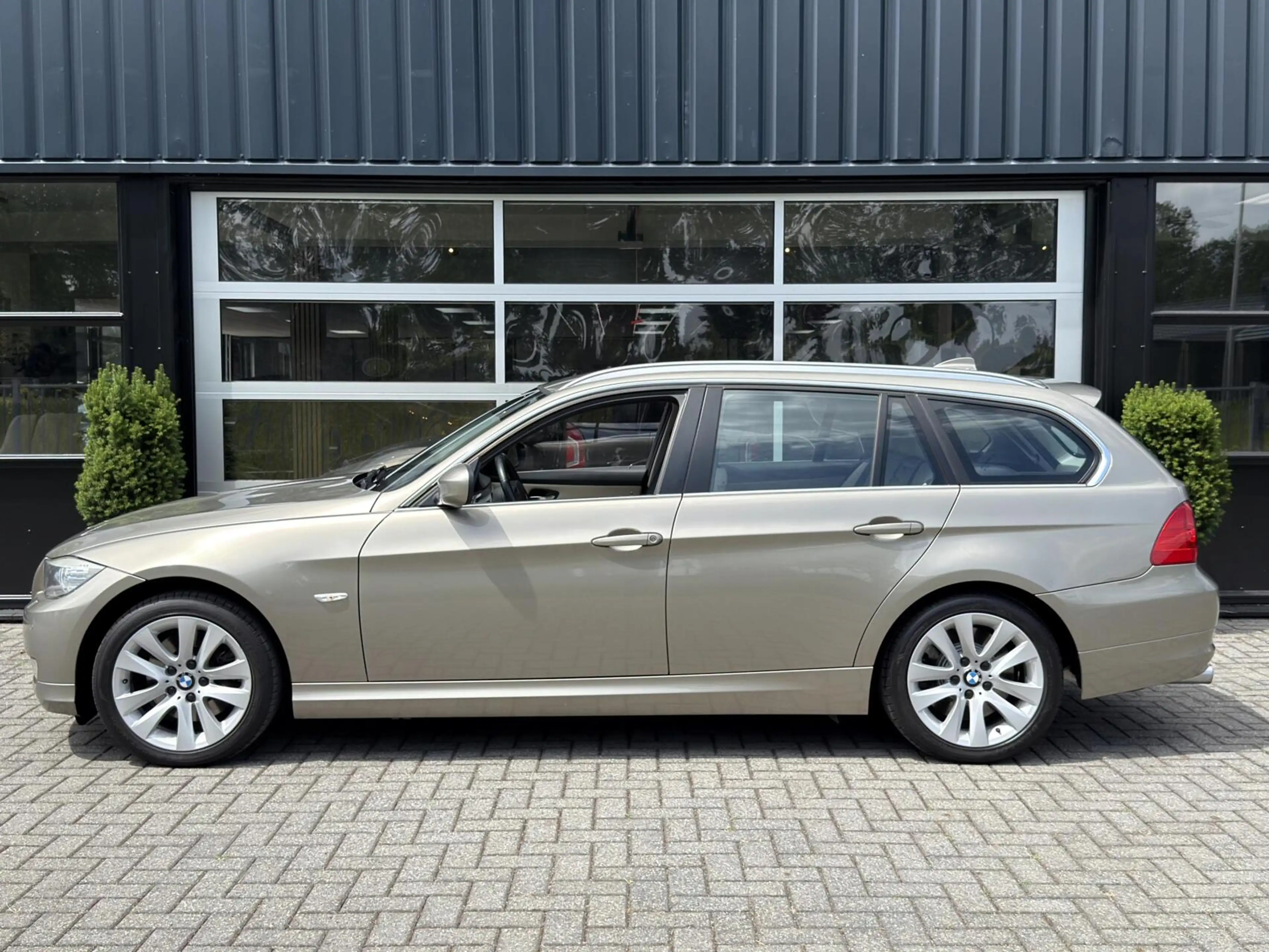 BMW 325 3-serie Touring 325xi Luxury Line Edition|UNIEK|Le — photo 5