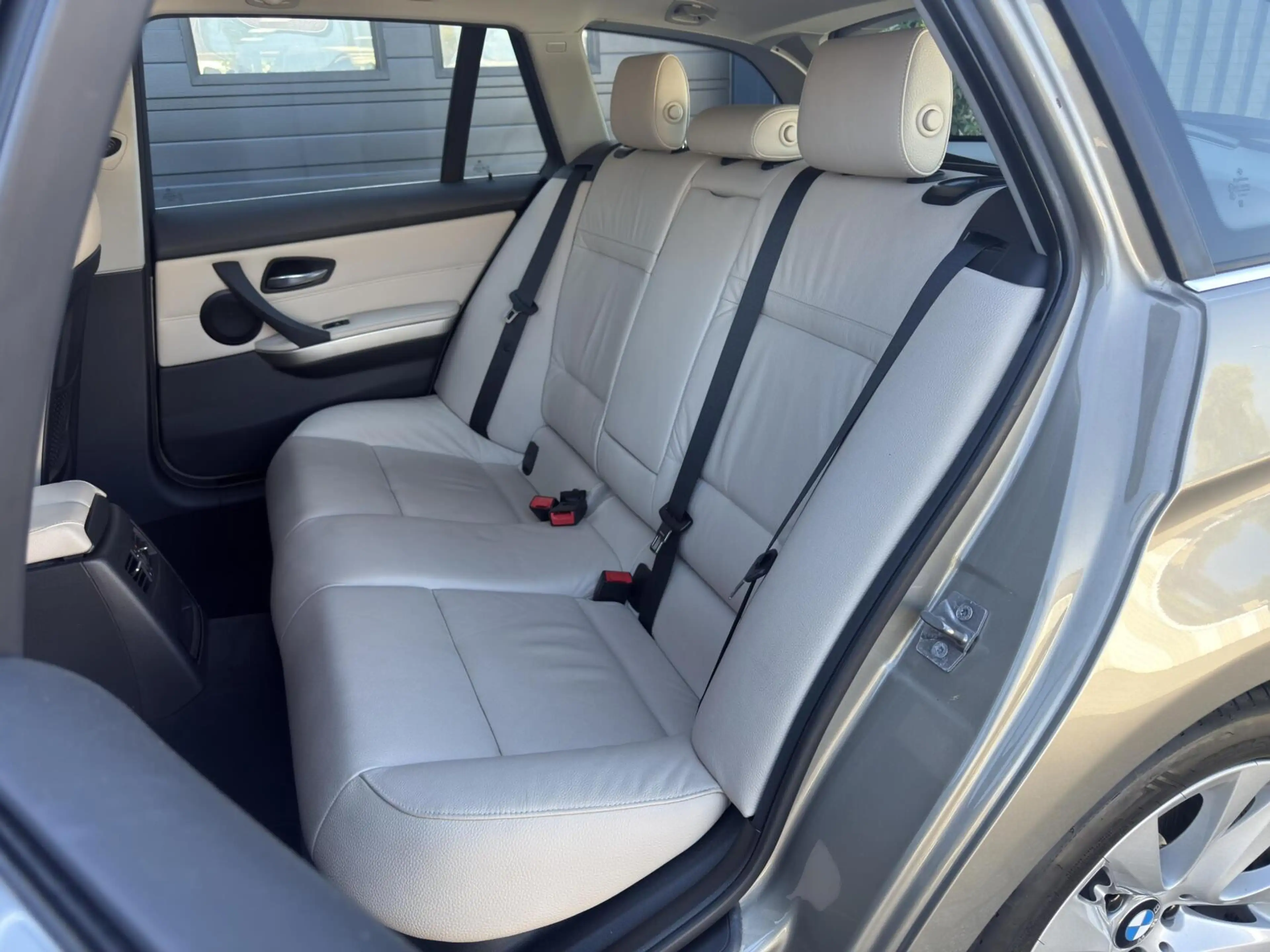 BMW 325 3-serie Touring 325xi Luxury Line Edition|UNIEK|Le — photo 11