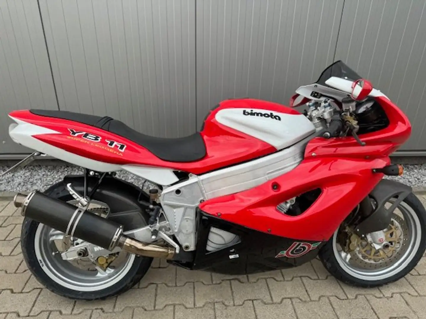 Bimota YB 11 Rot - 1