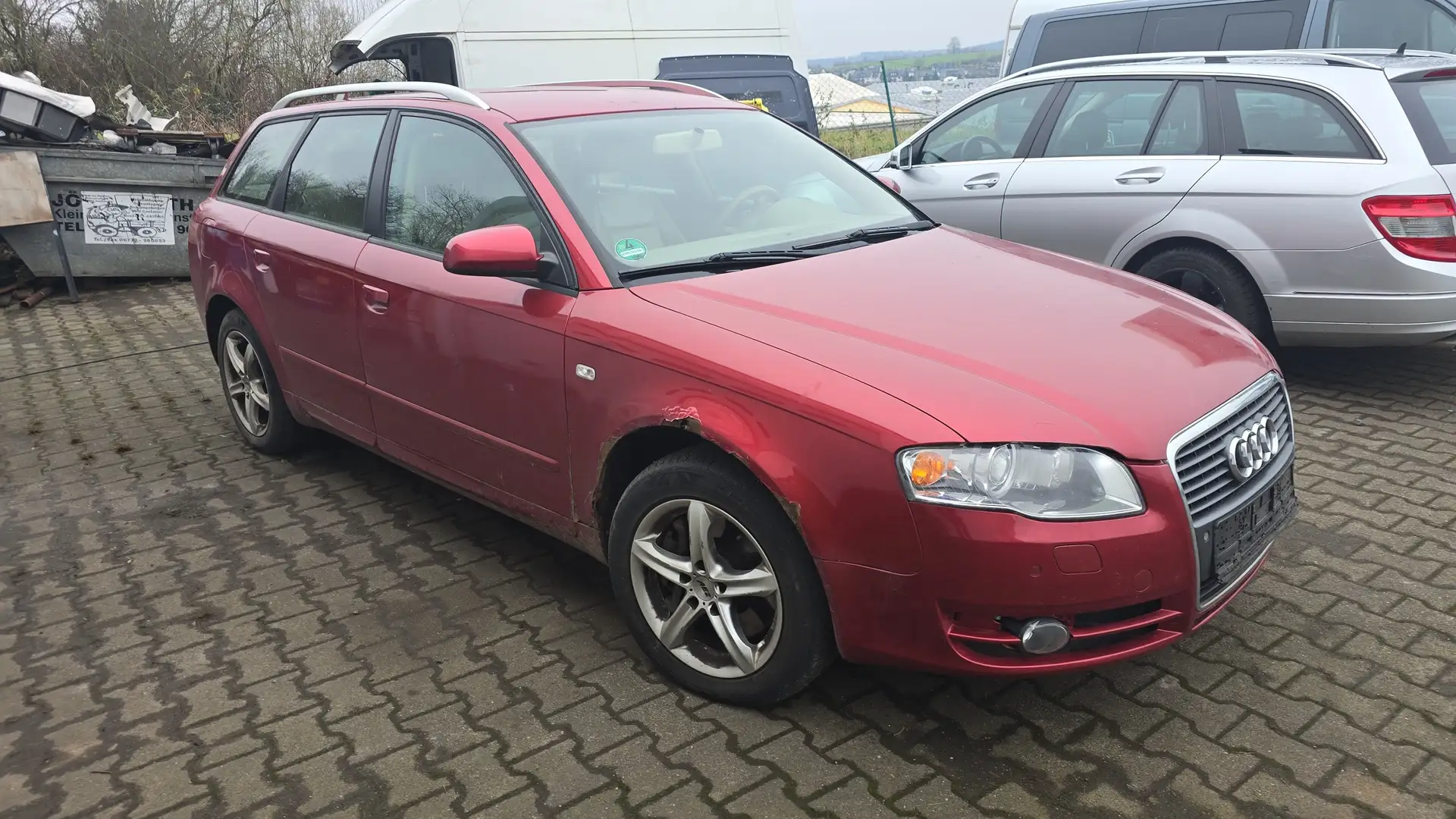 Audi A4 Avant 2.7 TDI DPF Rouge - 1