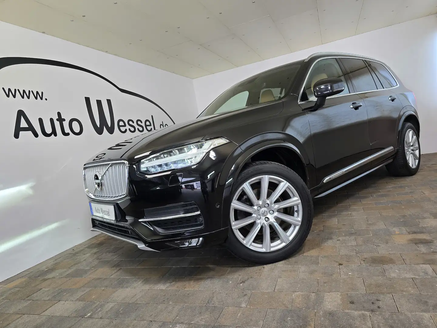 Volvo XC90 Inscription AWD LED AHK Memory 7-Sitzer Schwarz - 1