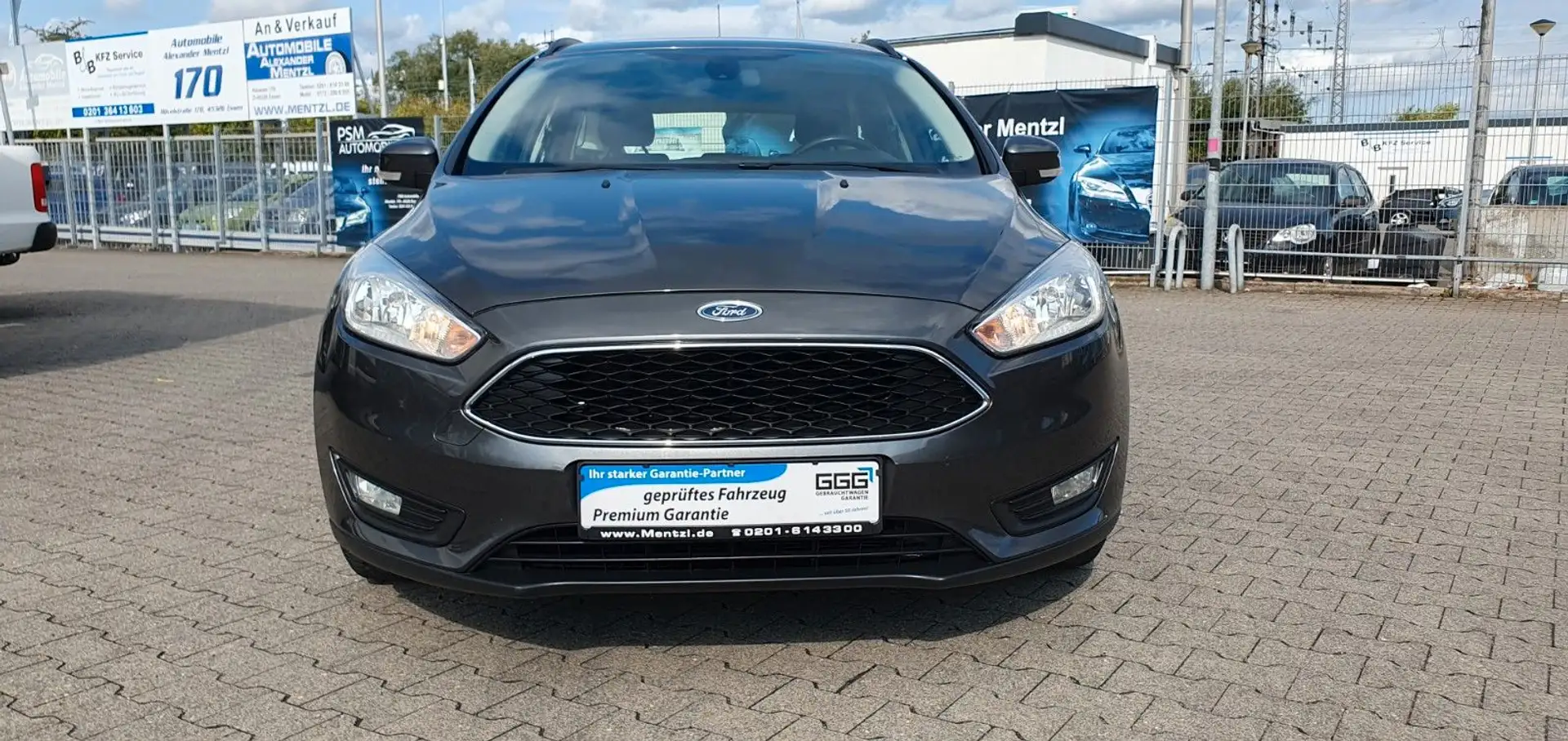 Ford Focus Business Turnier GARANTIE NAVI KLIMA PDC Gris - 2