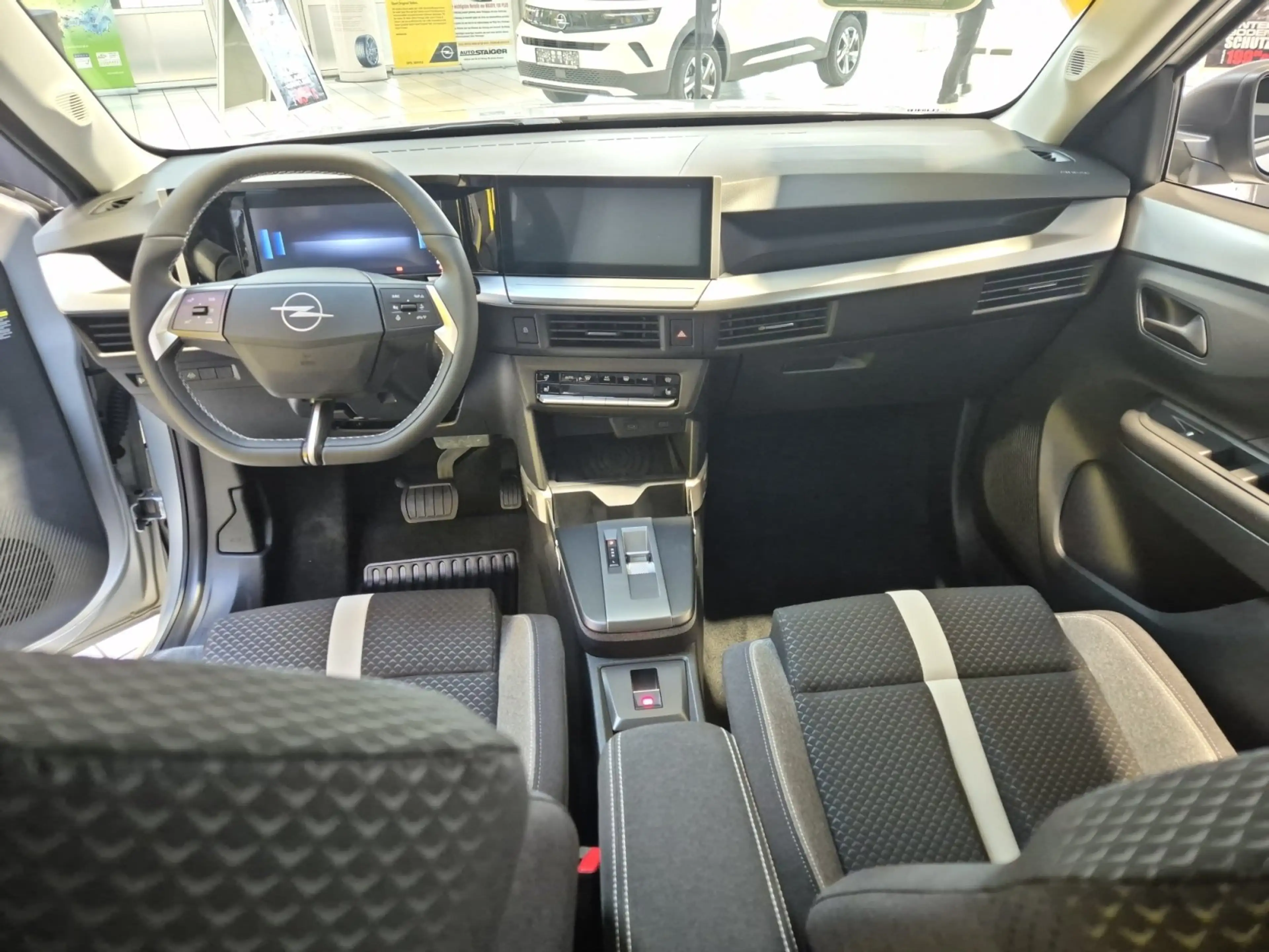 Opel Frontera Hybrid GS SHZ+LED+7 Sitzer+PDC+Carplay — photo 15