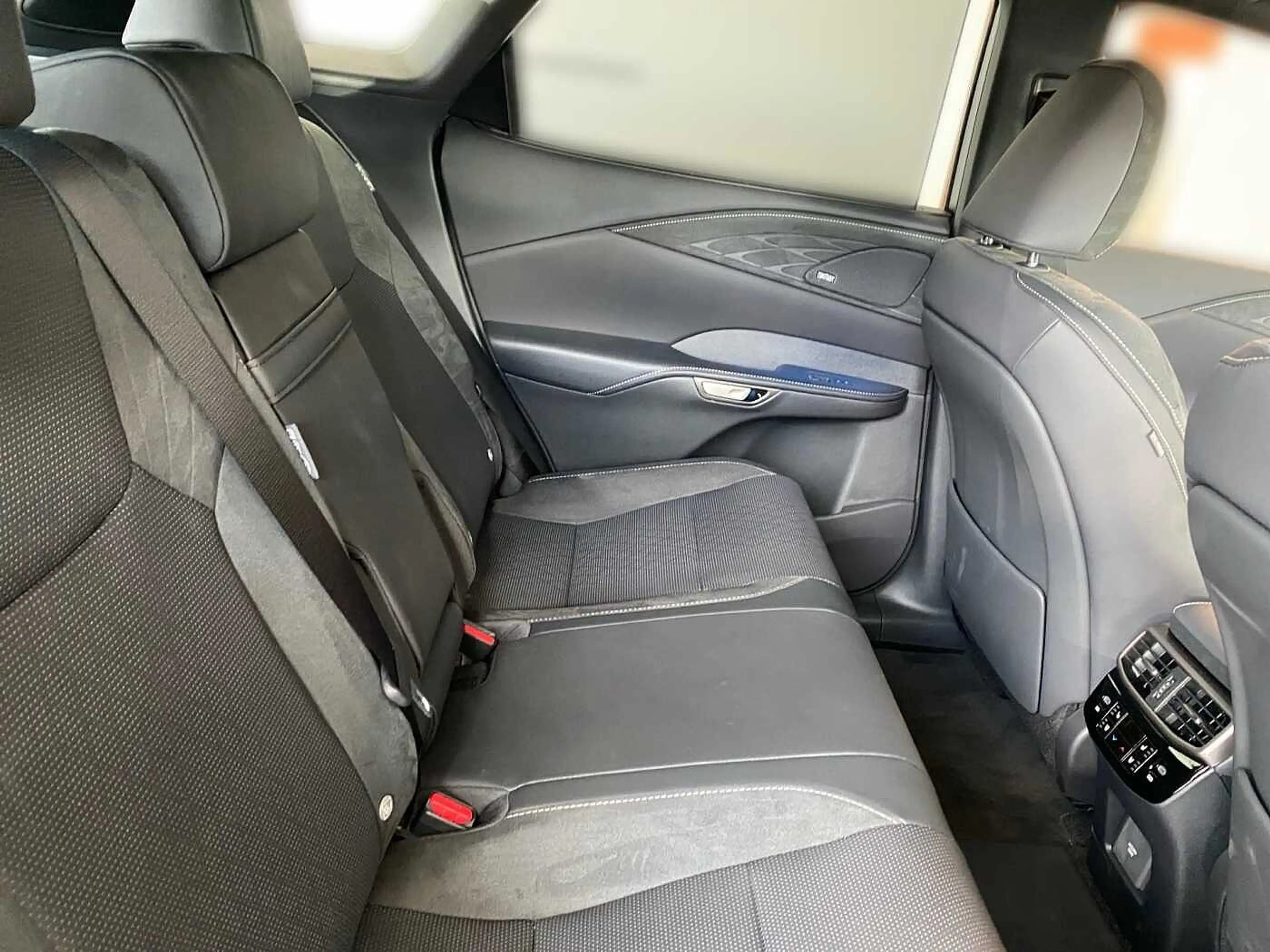 Lexus RX 450h + 2.5 Plug-In Luxury ML Pano — photo 7