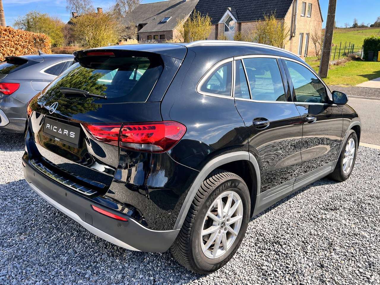 Mercedes-Benz GLA 180 2020 — photo 7 sur 17