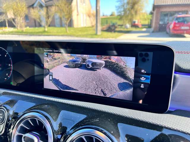 Mercedes-Benz GLA 180 2020 — vignette 16