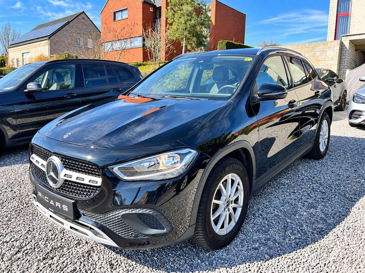 Mercedes-Benz GLA 180 2020 — photo 1 sur 17