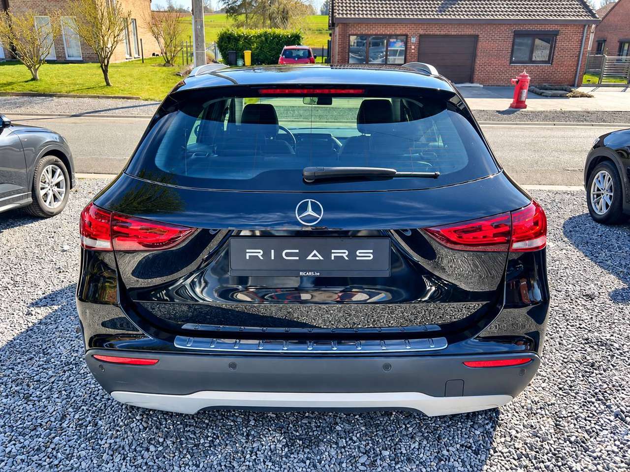 Mercedes-Benz GLA 180 2020 — photo 6 sur 17