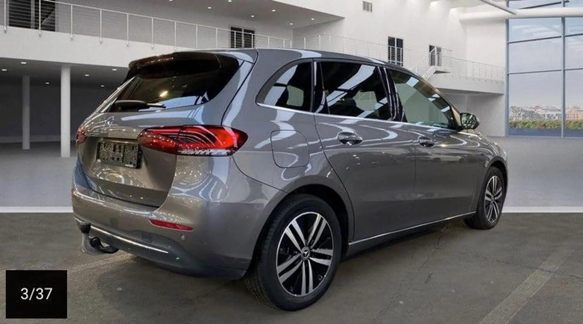 Mercedes-Benz B 250 e Style LED 17" Leder 360K Memory DAB AHK Gris - 2