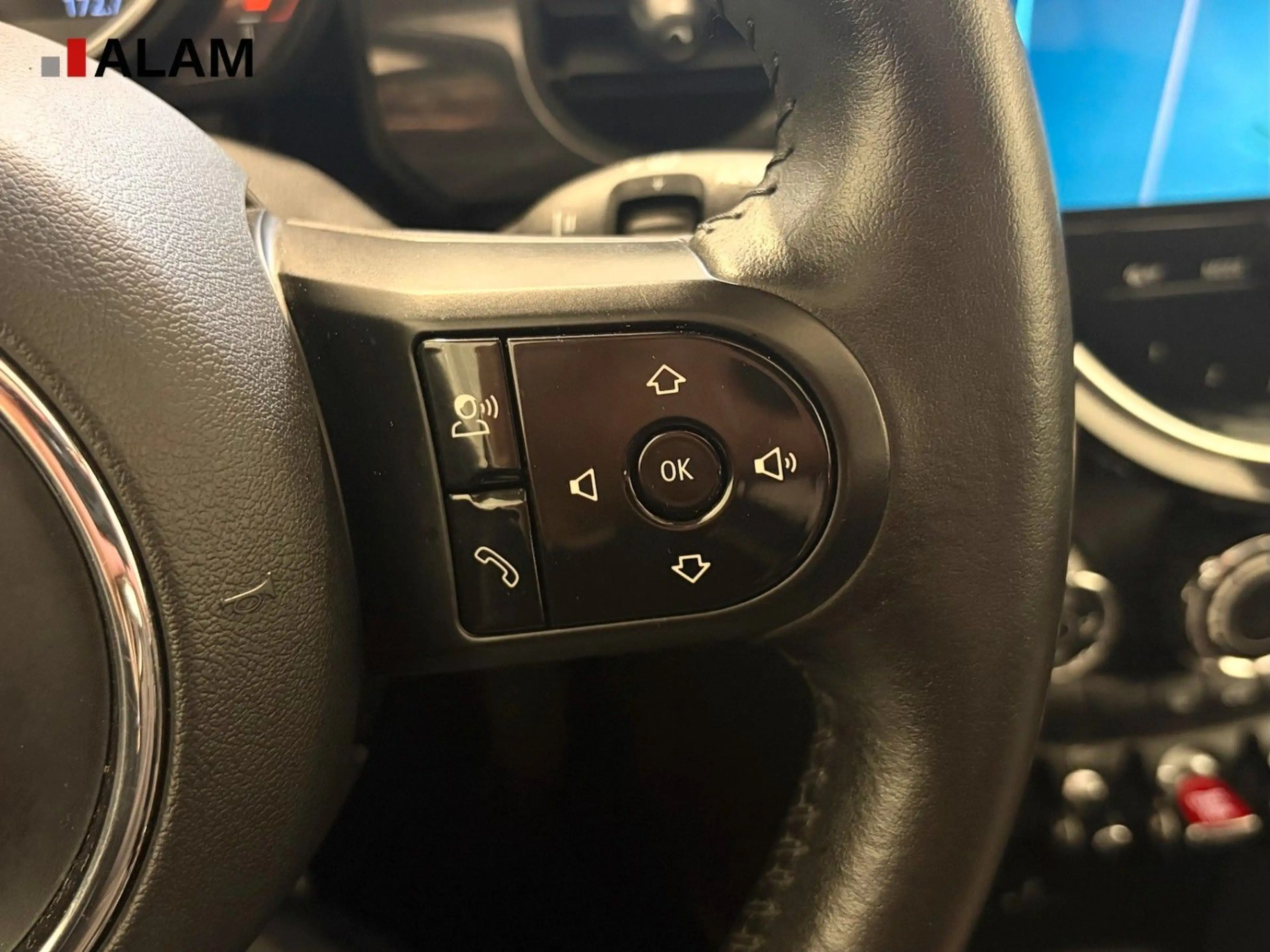 MINI One Mini 3-trg. One Essential Trim Panoramadach — photo 15
