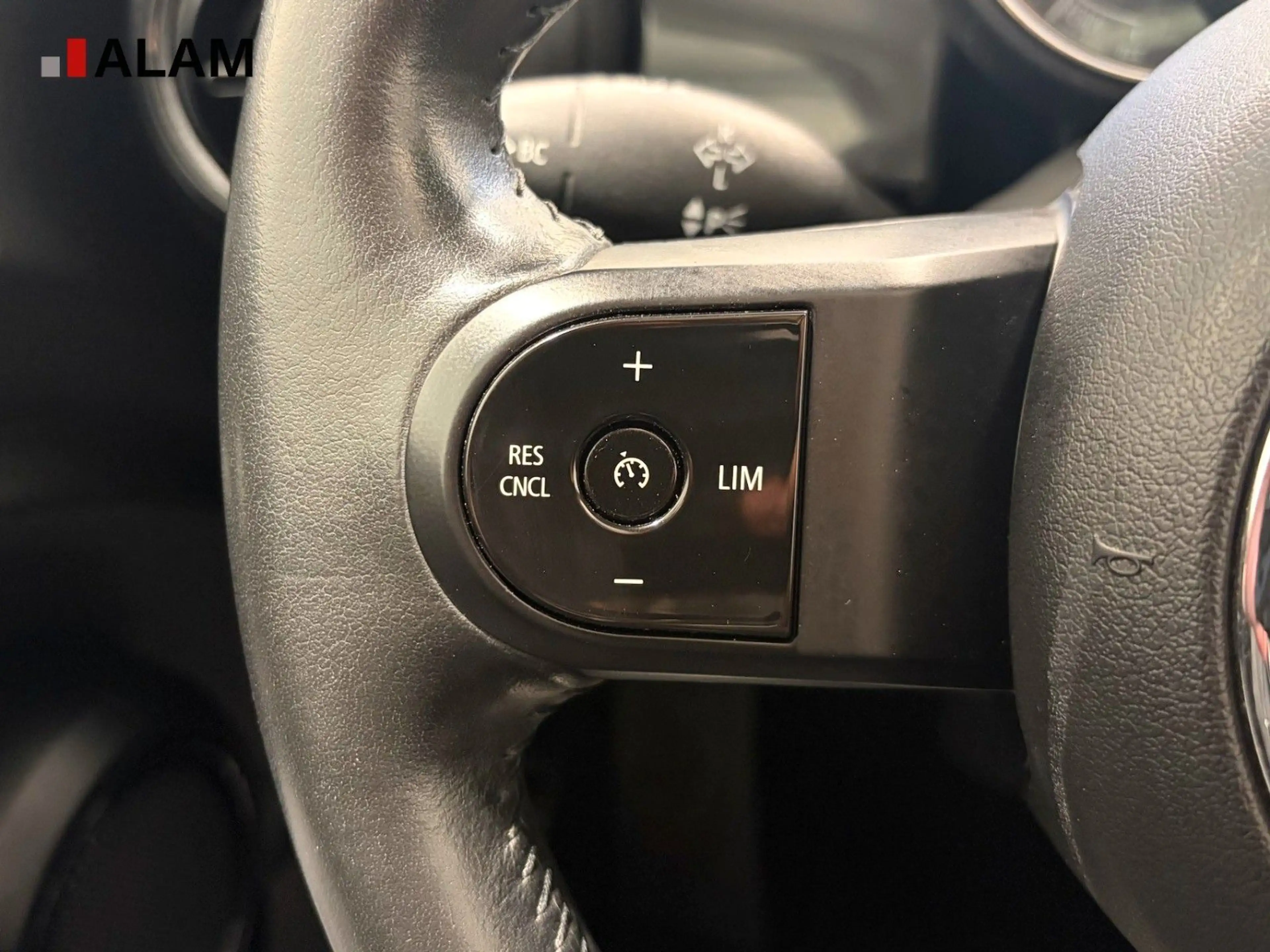 MINI One Mini 3-trg. One Essential Trim Panoramadach — photo 14