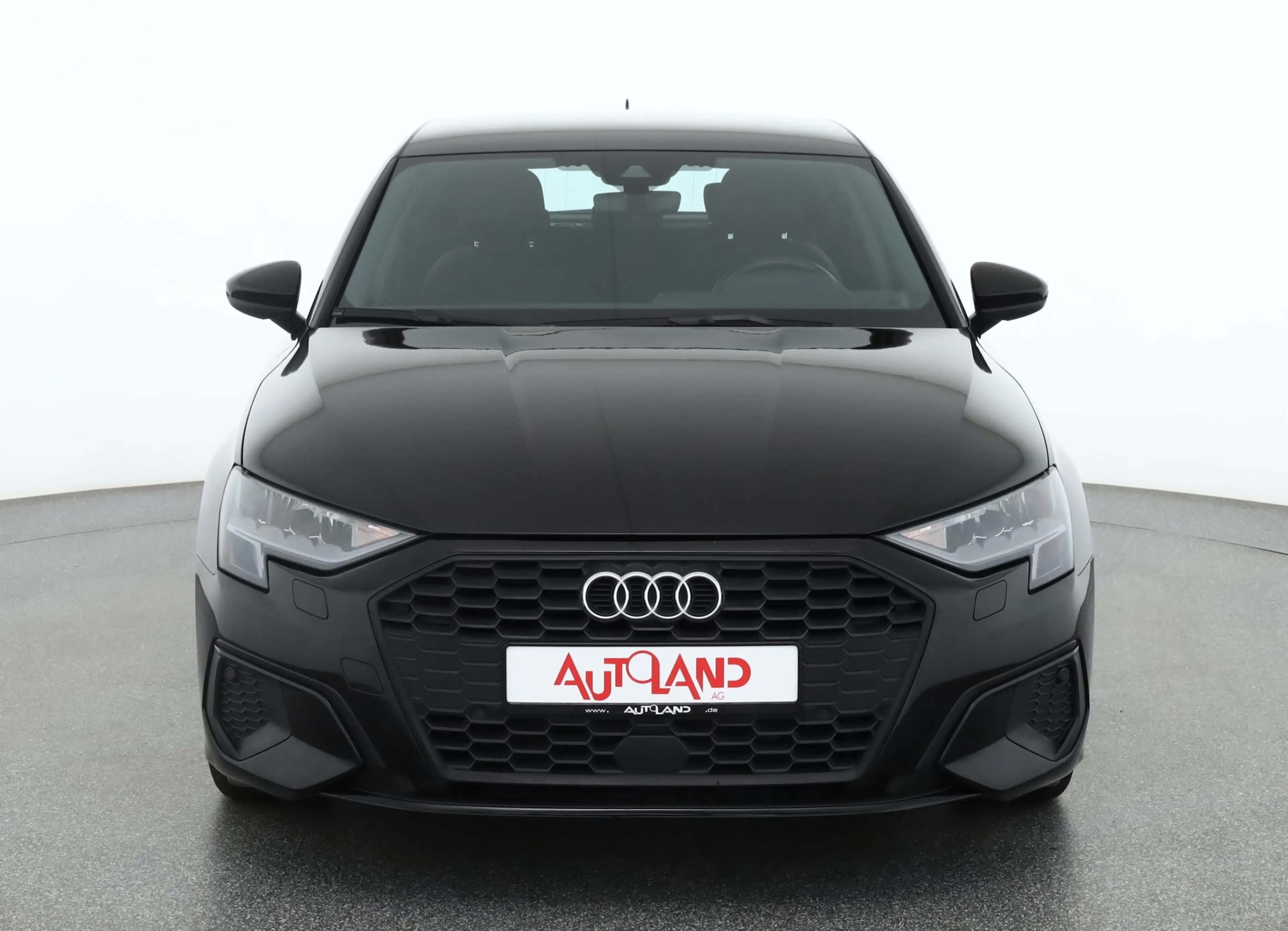 Audi A3 Sportback 35 TDI s-tronic LED Navi AHK DAB — photo 8