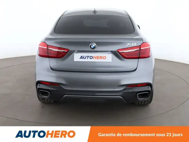 BMW X6 view 5