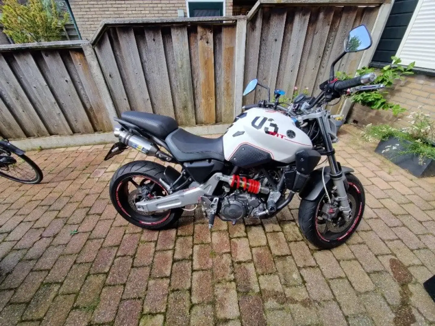 Yamaha MT-03 660 Alb - 2