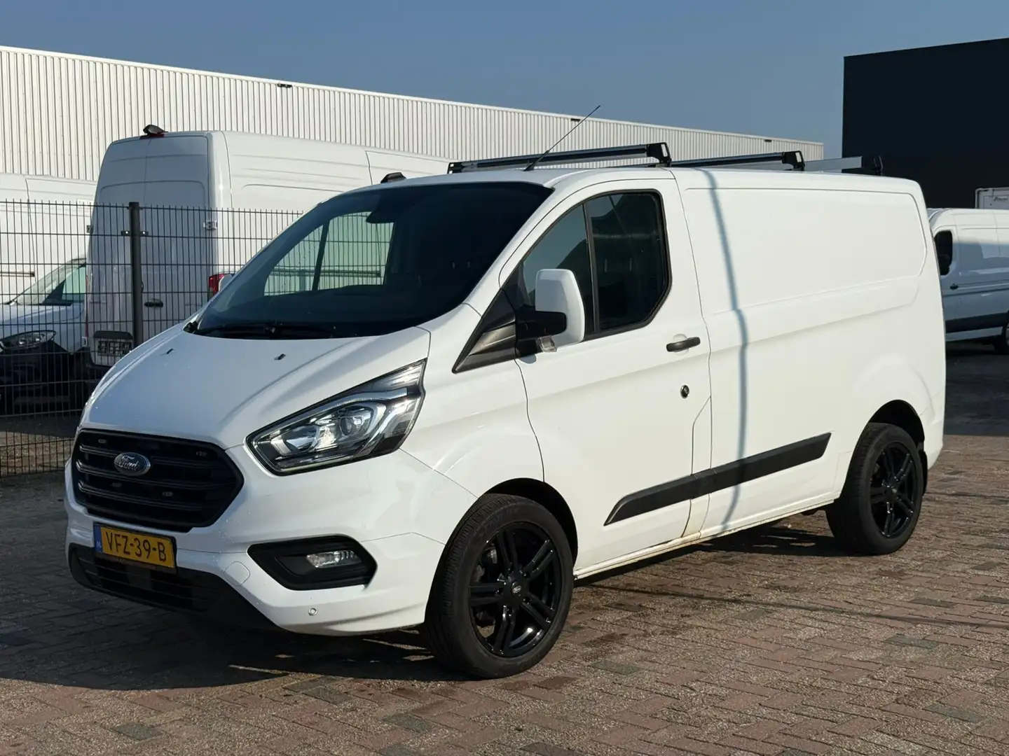 Ford Transit Custom 280 2.0 TDCI L1H1 Trend Navi Cruise Pdc Lmv Weiß - 1