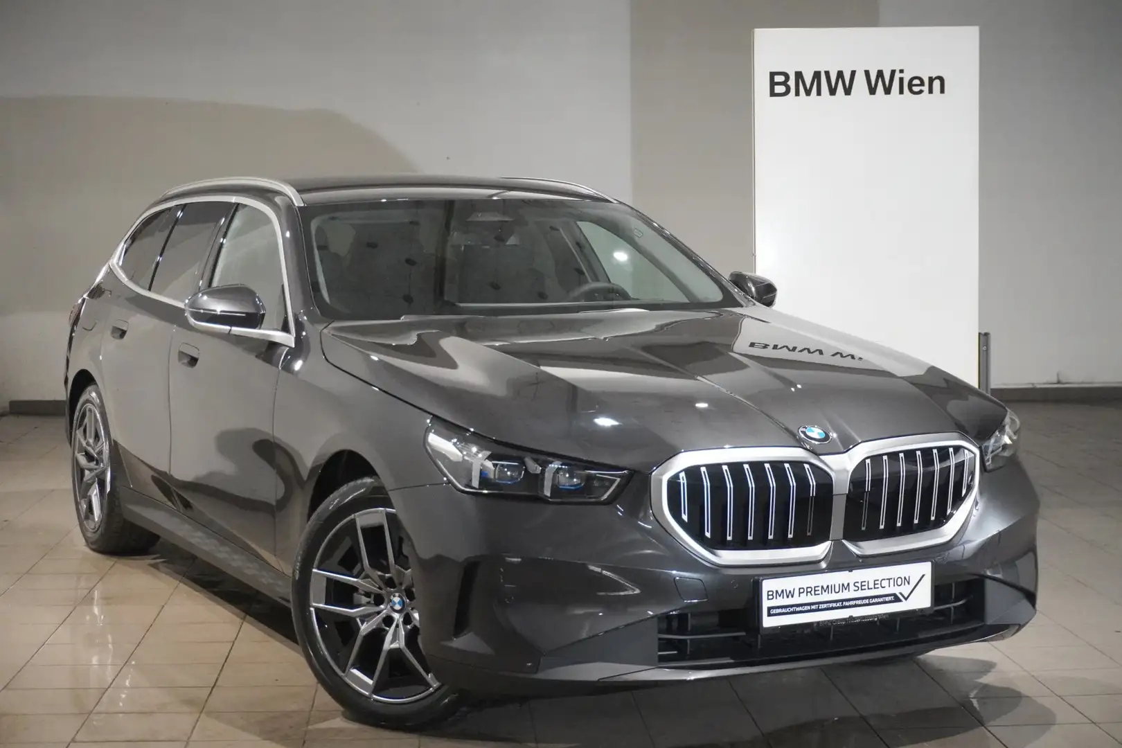 BMW 520 d xDrive Grau - 1