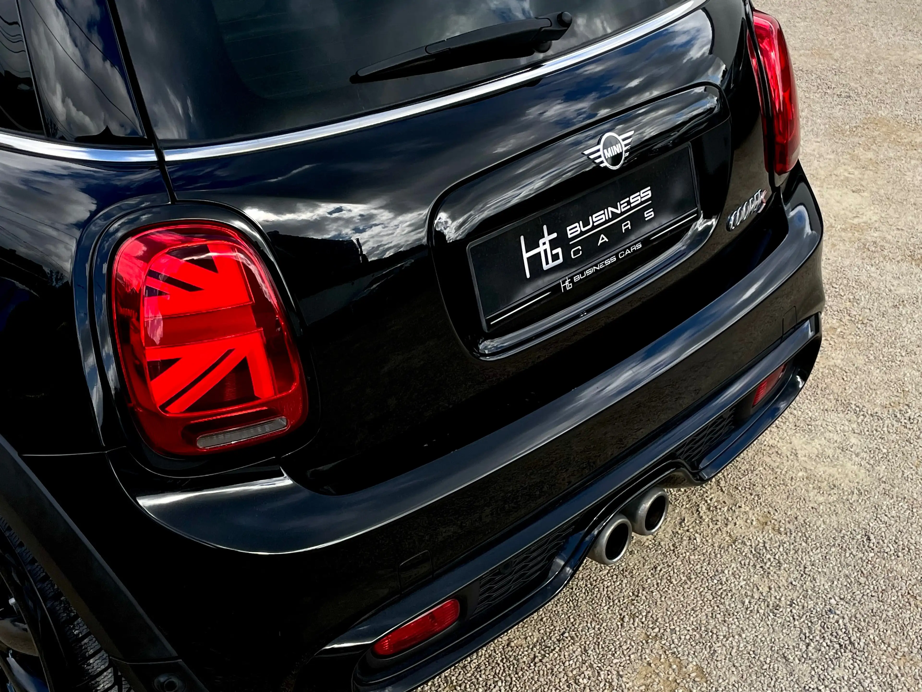 MINI Cooper S 2.0A/ TOIT OUVRANT/ FULL LED/ CUIR/ GPS/ CLIM — photo 9