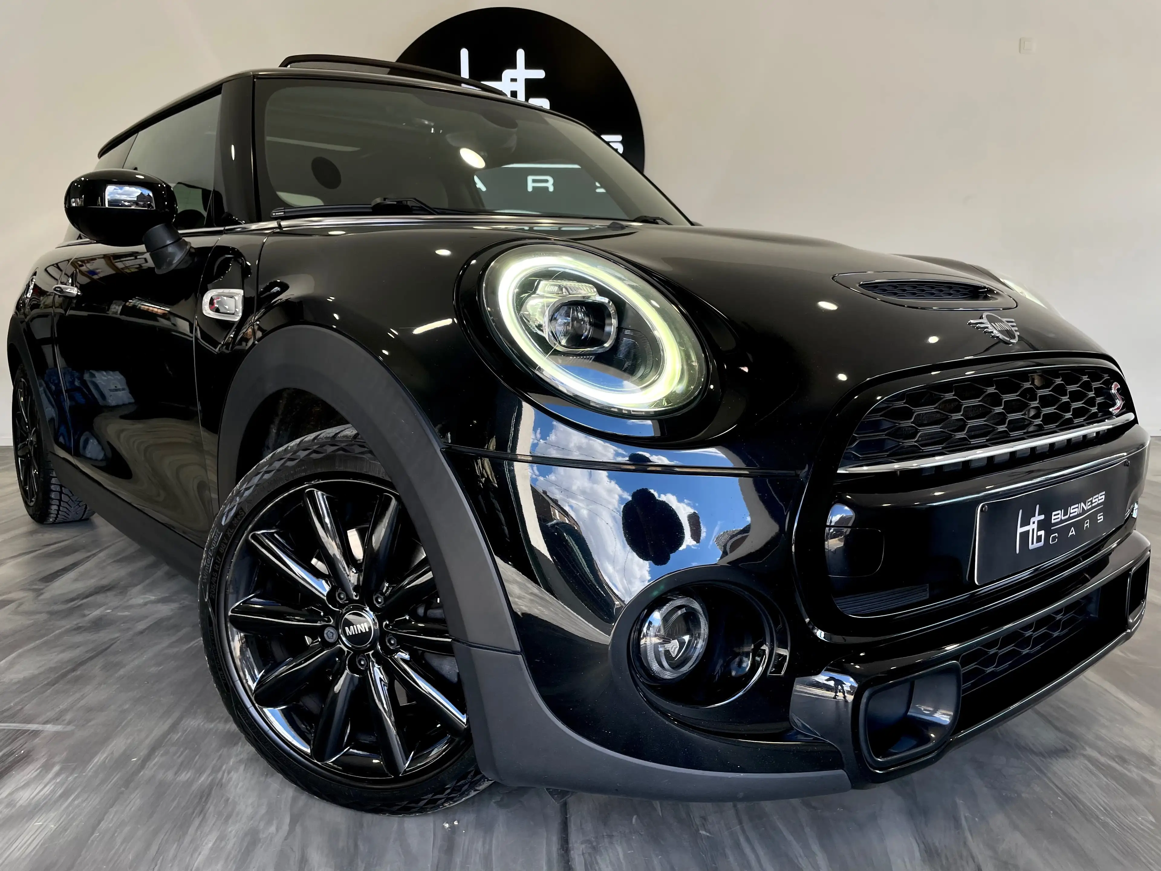 MINI Cooper S 2.0A/ TOIT OUVRANT/ FULL LED/ CUIR/ GPS/ CLIM — photo 3
