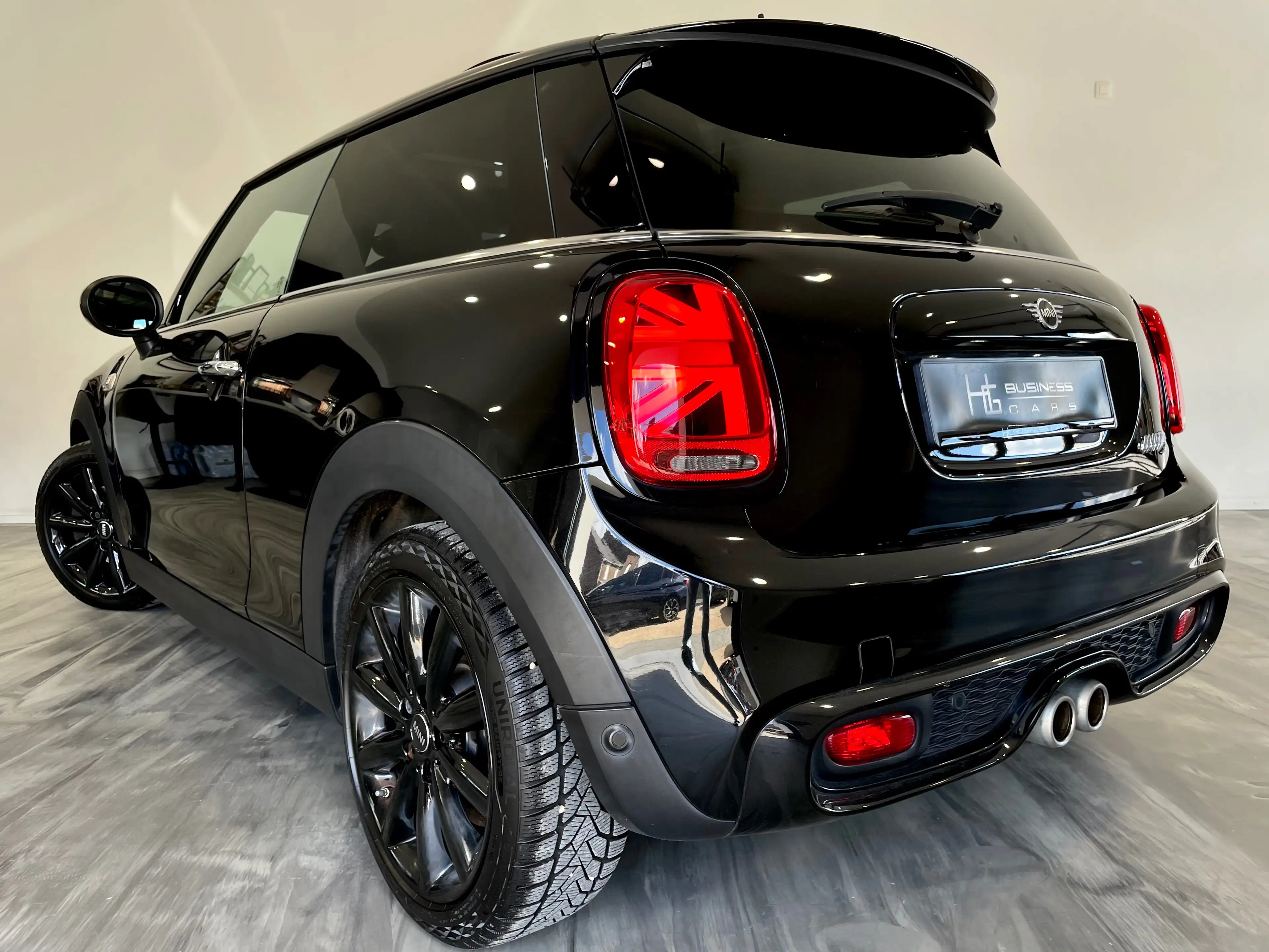 MINI Cooper S 2.0A/ TOIT OUVRANT/ FULL LED/ CUIR/ GPS/ CLIM — photo 4