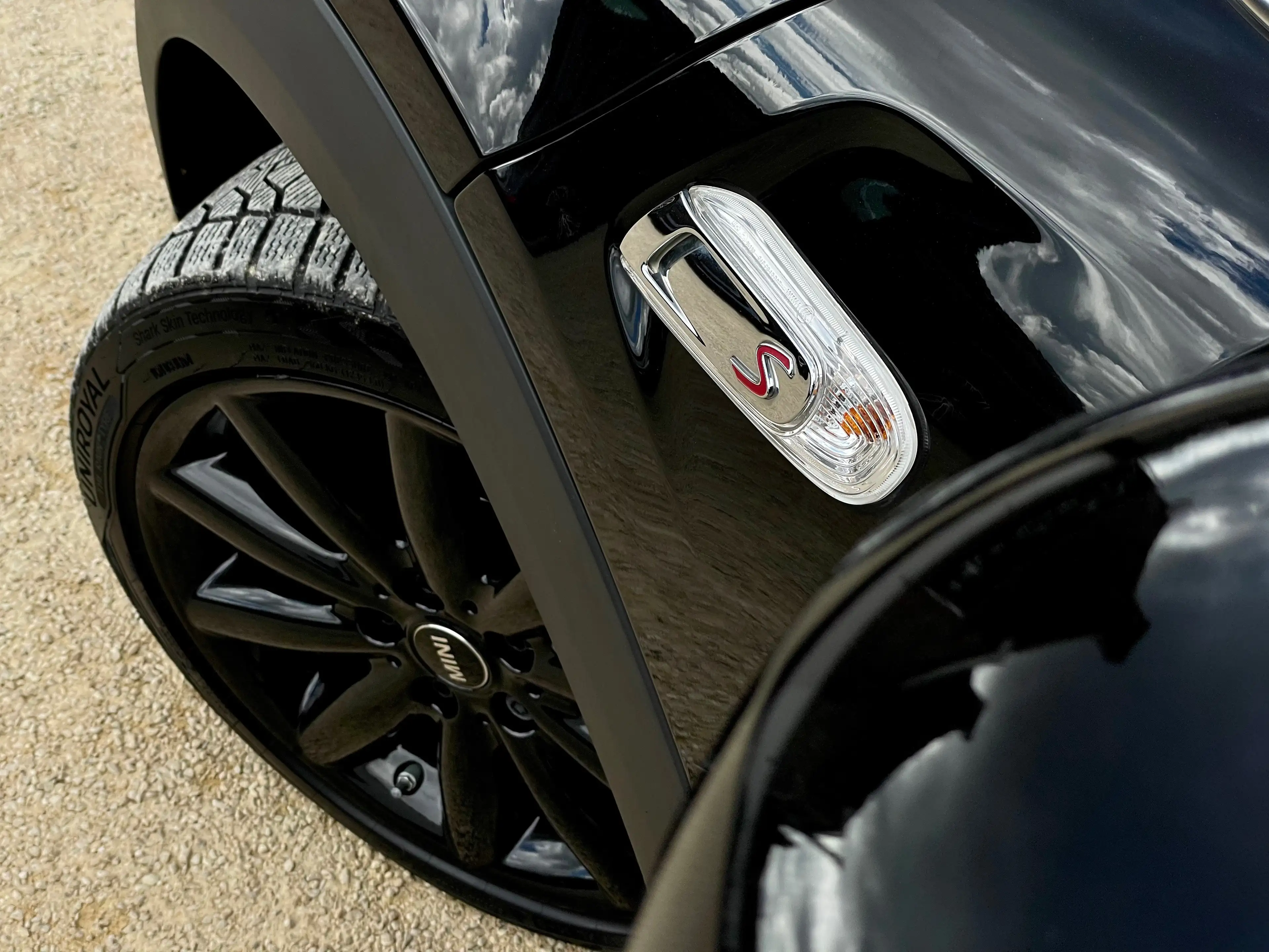 MINI Cooper S 2.0A/ TOIT OUVRANT/ FULL LED/ CUIR/ GPS/ CLIM — photo 12