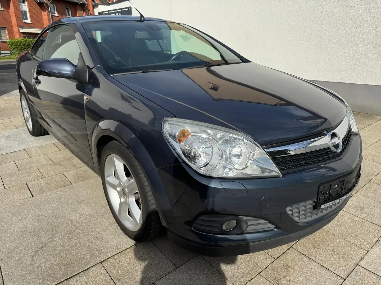 Opel Astra H Twin Top Cosmo Blauw - 1