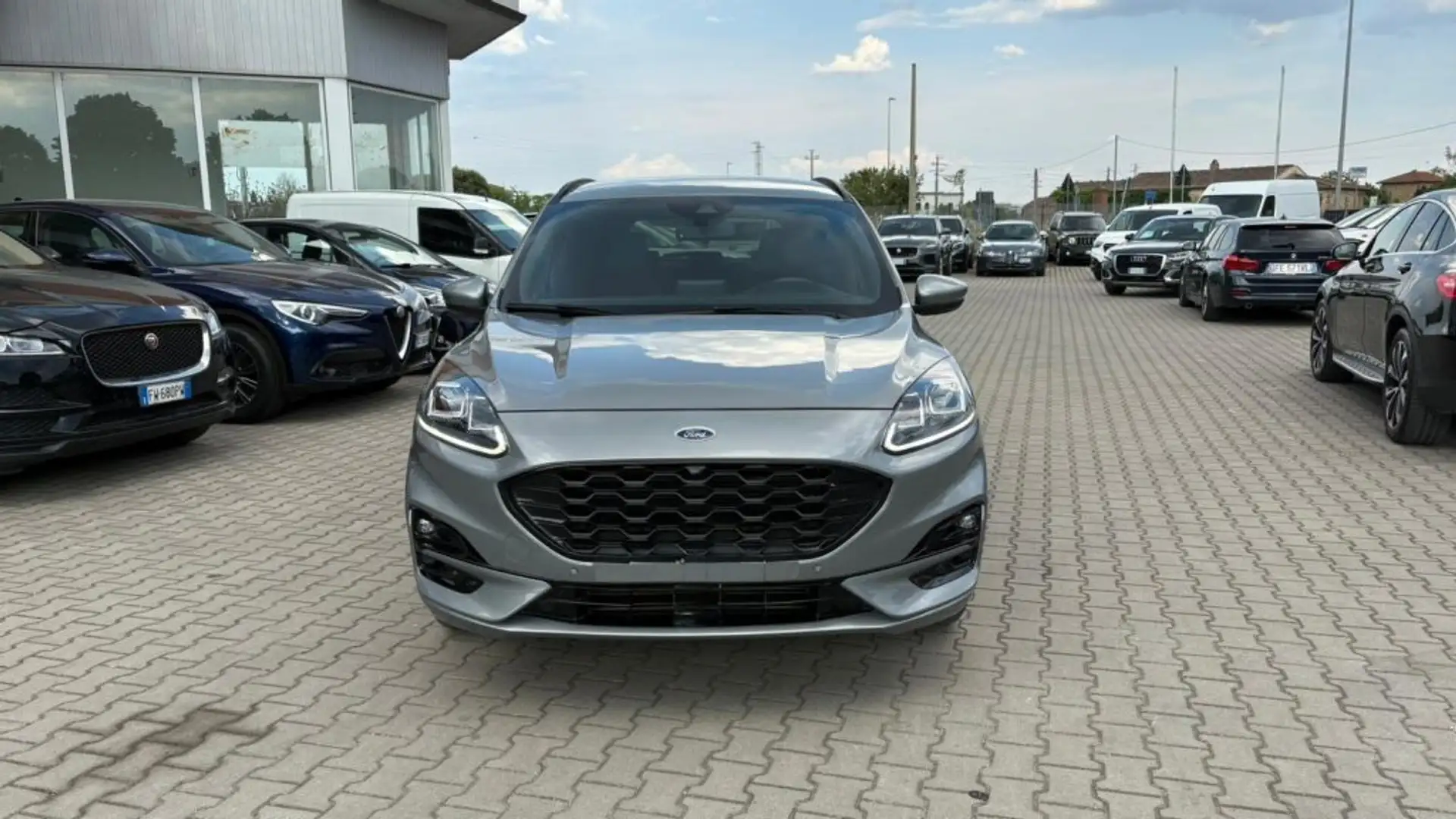 Ford Kuga 1.5 EcoBlue 120 CV aut. 2WD ST-Line IVA ESPOSTA Grijs - 1