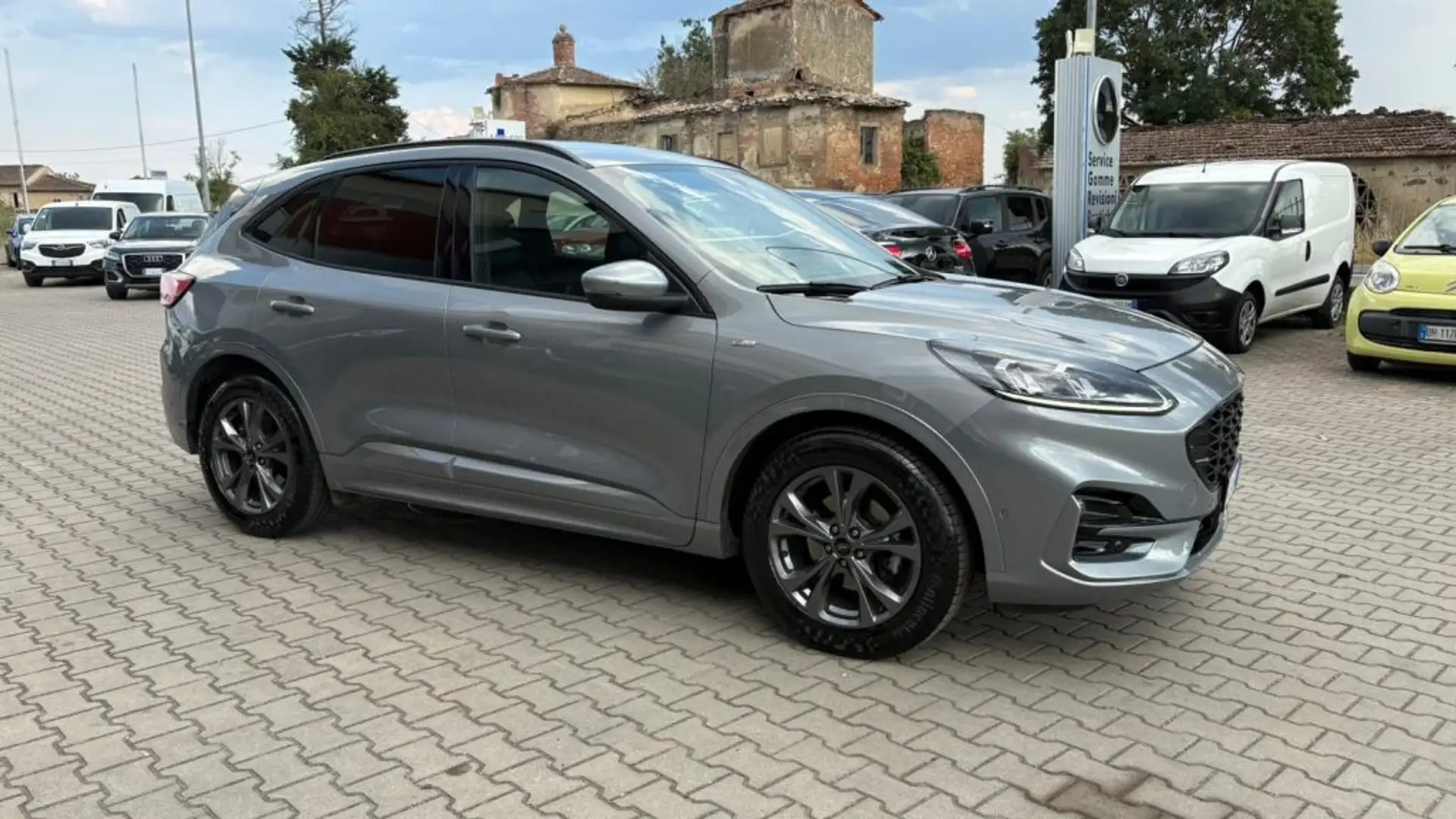 Ford Kuga 1.5 EcoBlue 120 CV aut. 2WD ST-Line IVA ESPOSTA Grijs - 2