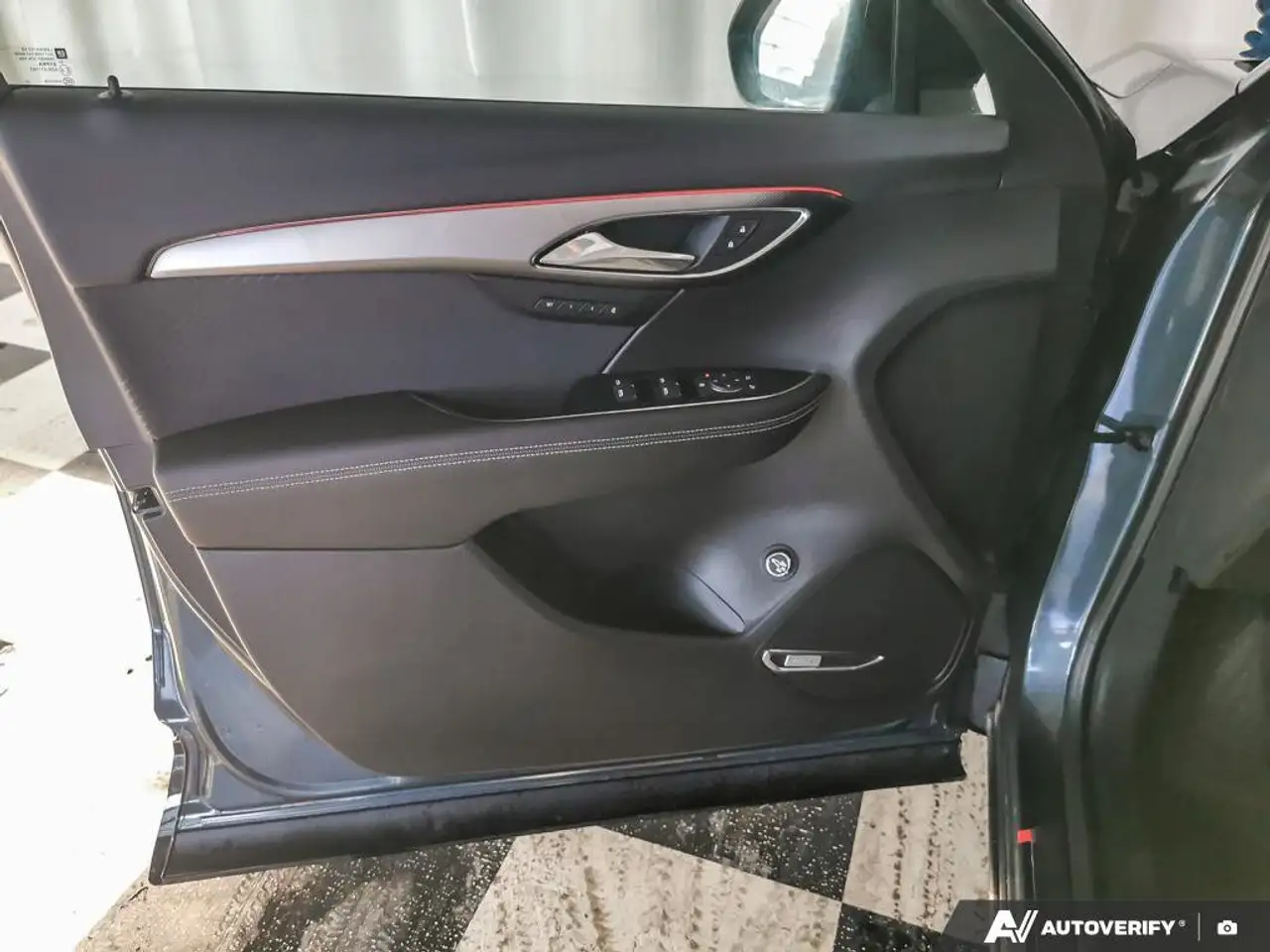 Buick Envision снимка Buick Envision