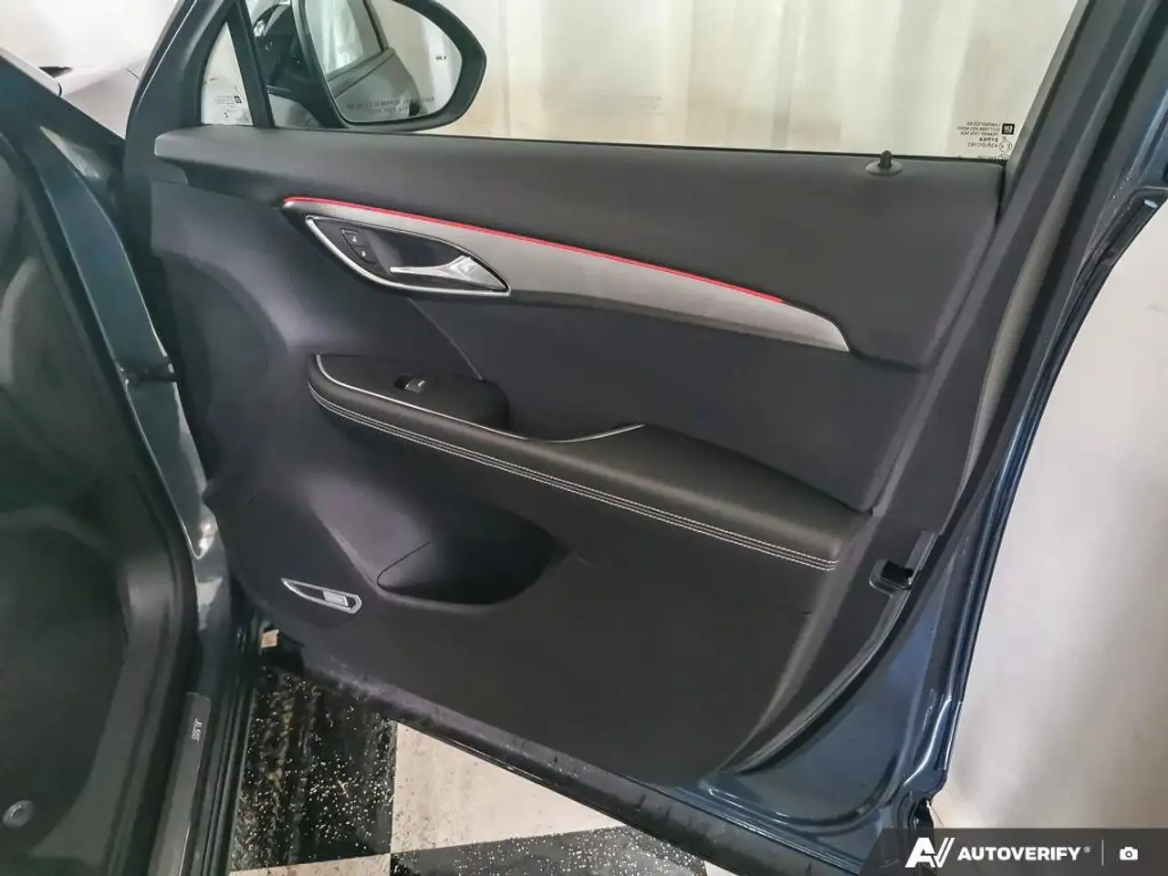 Buick Envision снимка Buick Envision