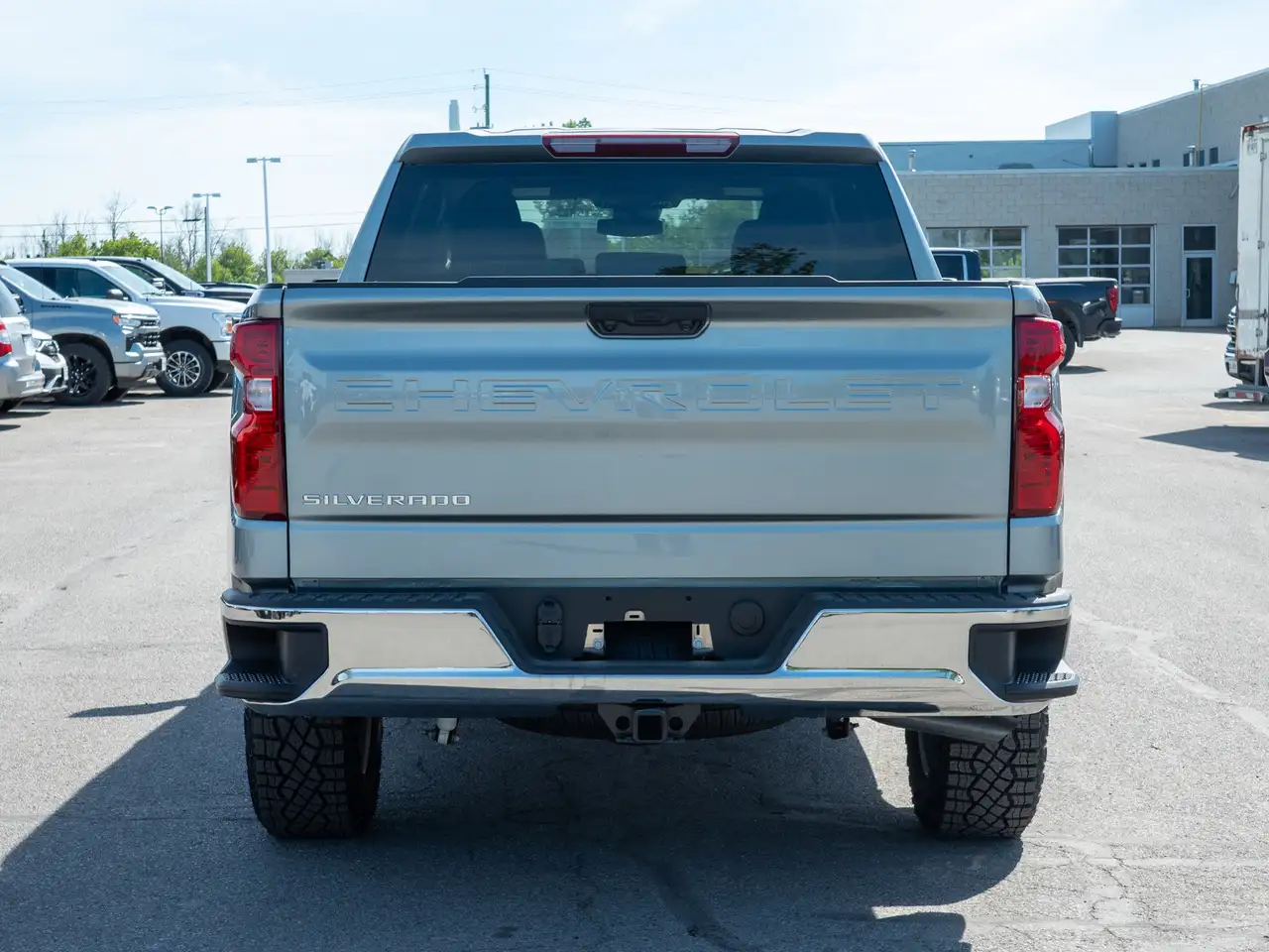 Chevrolet Silverado 1500 снимка Chevrolet Silverado 1500