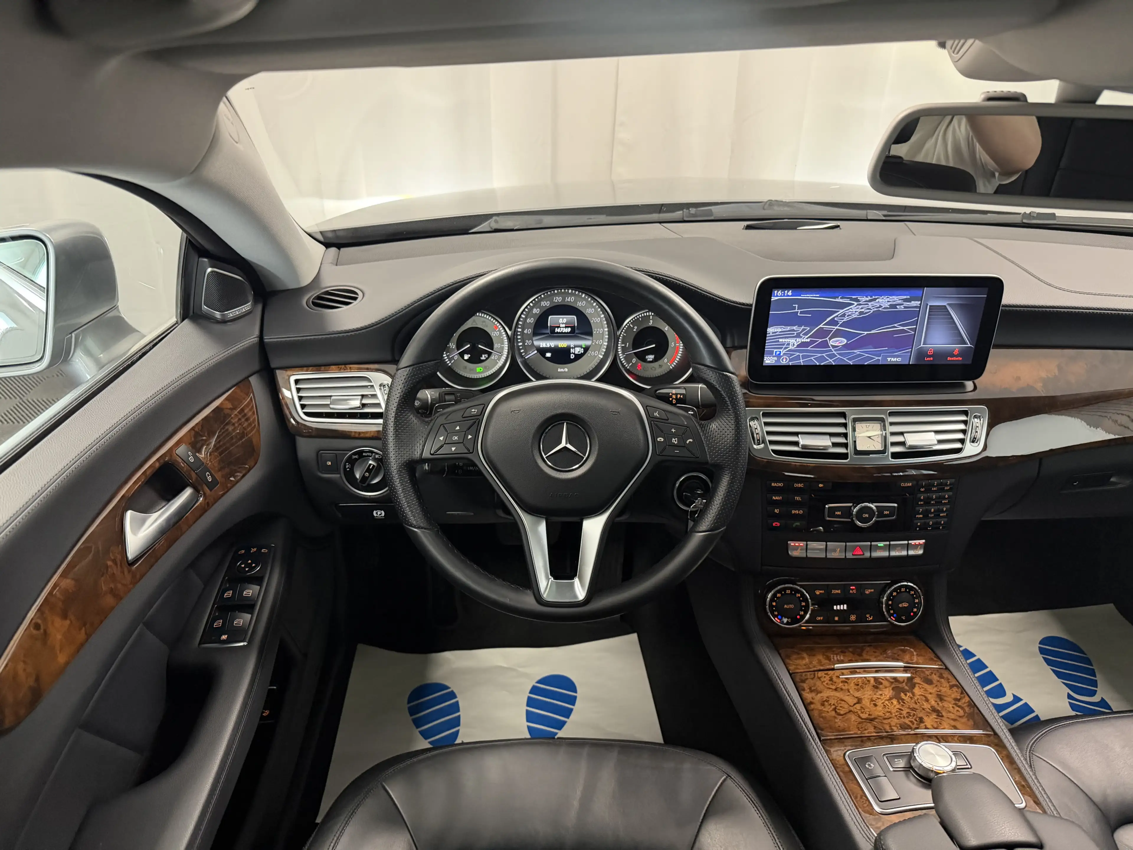 Mercedes-Benz CLS 350 CDI 4Matic Aut. HK Navi — photo 13