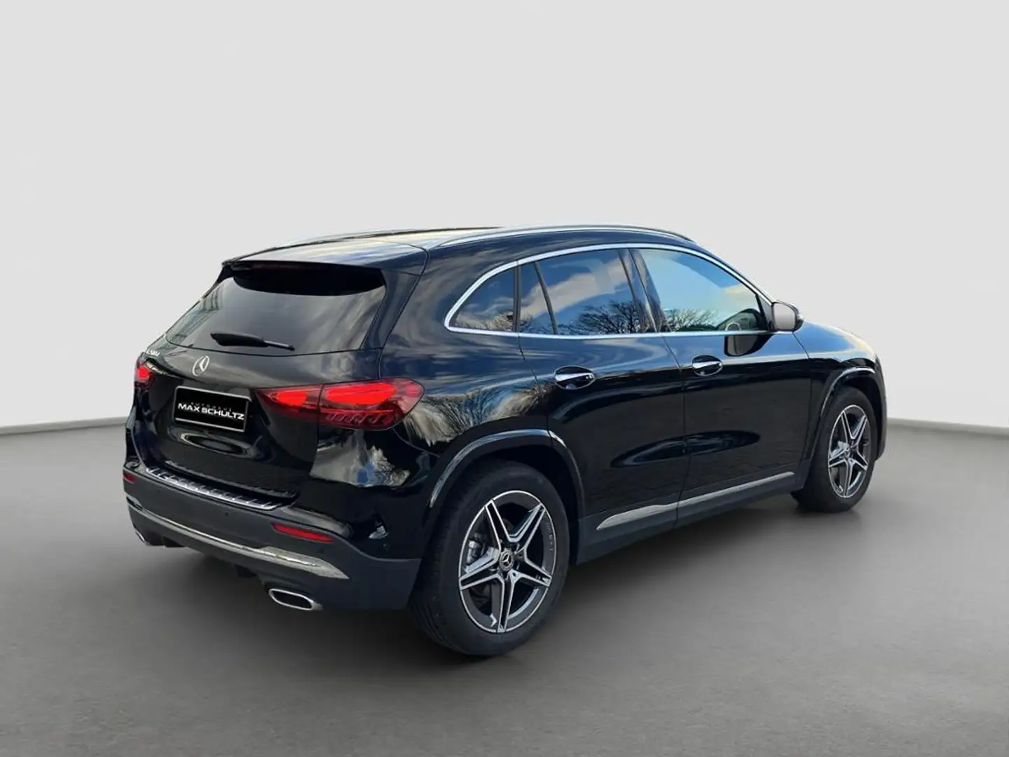 Mercedes-Benz GLA 200 d AMG*M-BEAM*K-GO*KAMERA*EDW*DAB* Schwarz - 2