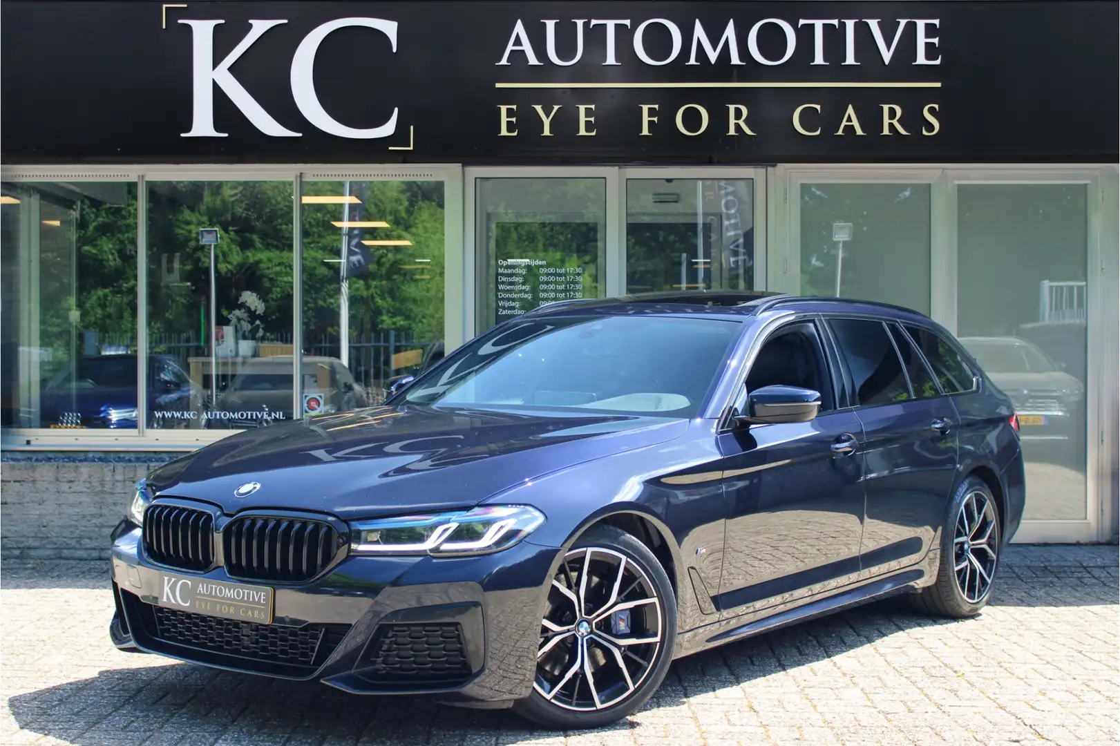 BMW 530 5-serie Touring 530i High Ex. M-Sport | Pano | H/K Noir - 1
