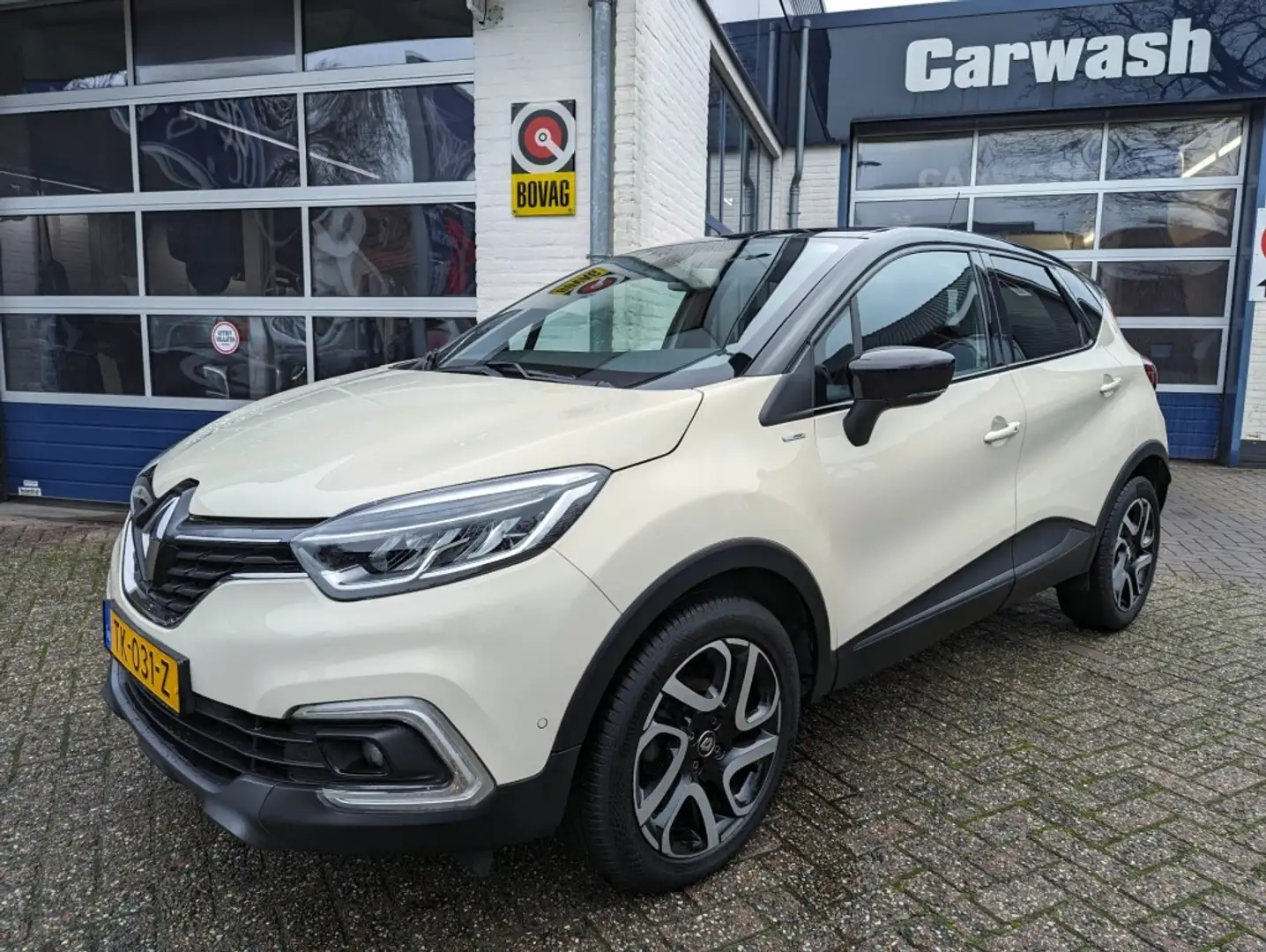 Renault Captur 0.9 TCe Bose NL-Auto *Geen Afl. kosten* Wit - 2
