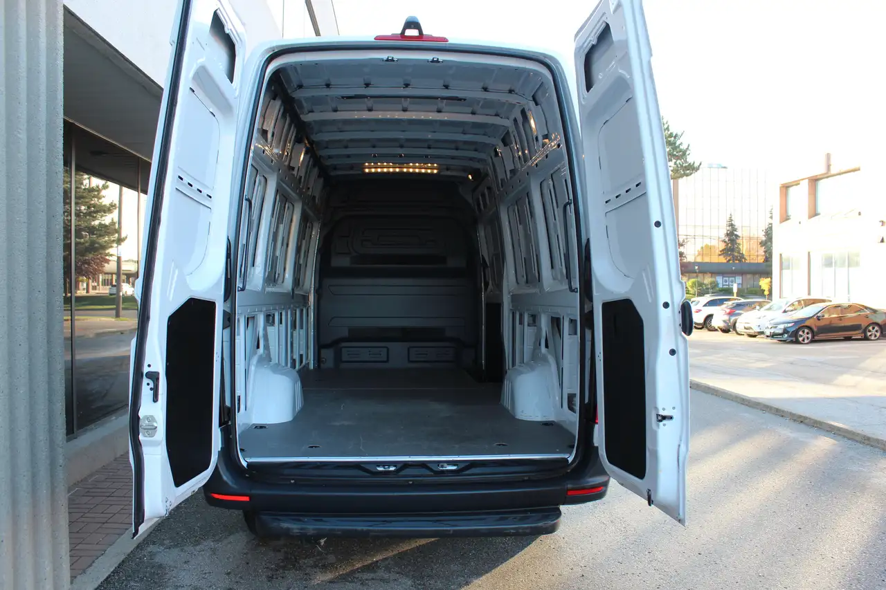 Mercedes-Benz Sprinter снимка Mercedes-Benz Sprinter