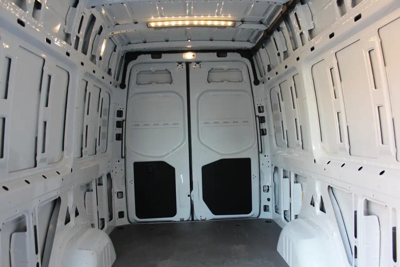 Mercedes-Benz Sprinter снимка Mercedes-Benz Sprinter