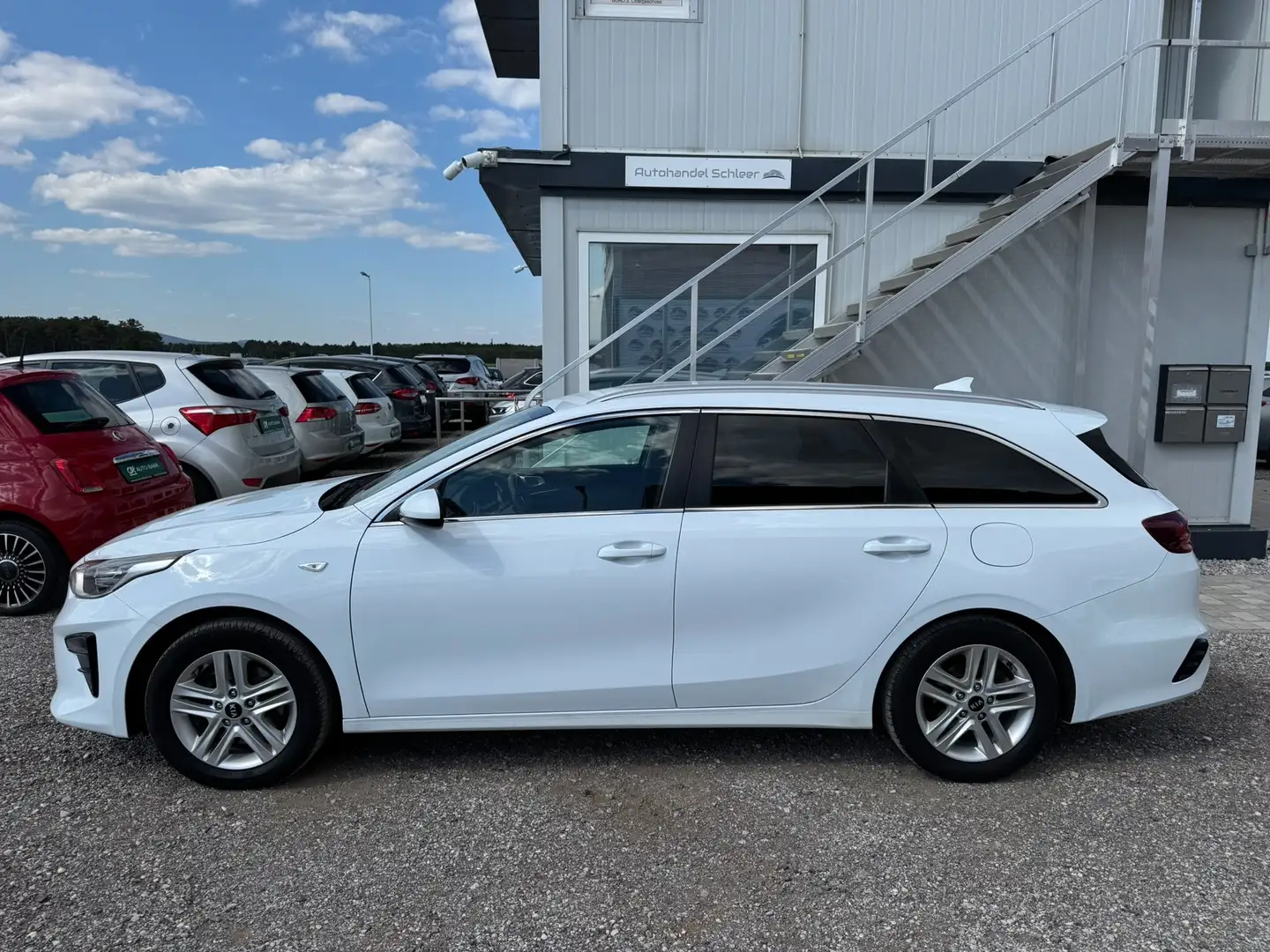 Kia Ceed SW / cee'd SW 1.6 CRDI Vision Weiß - 2