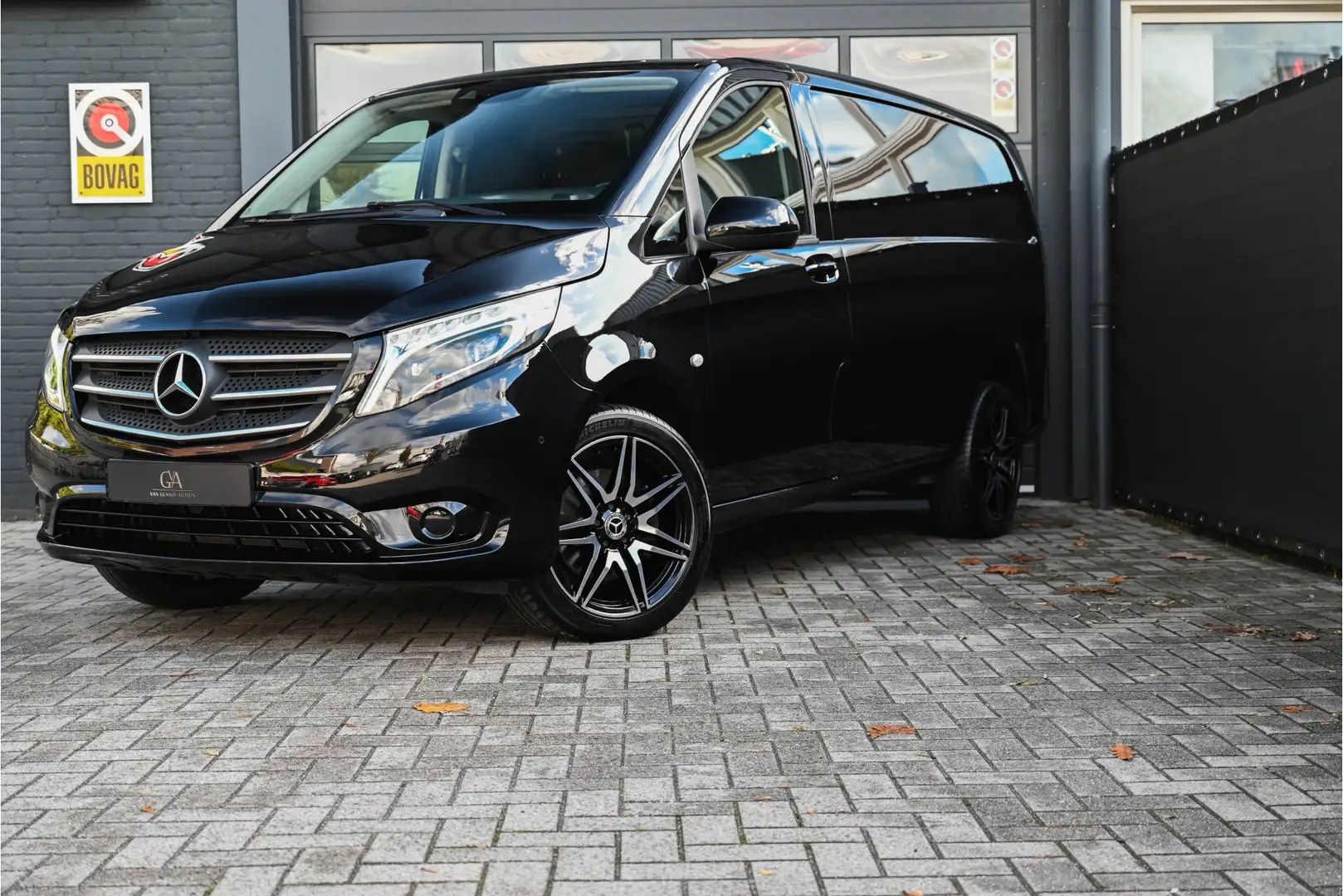 Mercedes-Benz Vito 119 CDI Lang 4X4 Noir - 1
