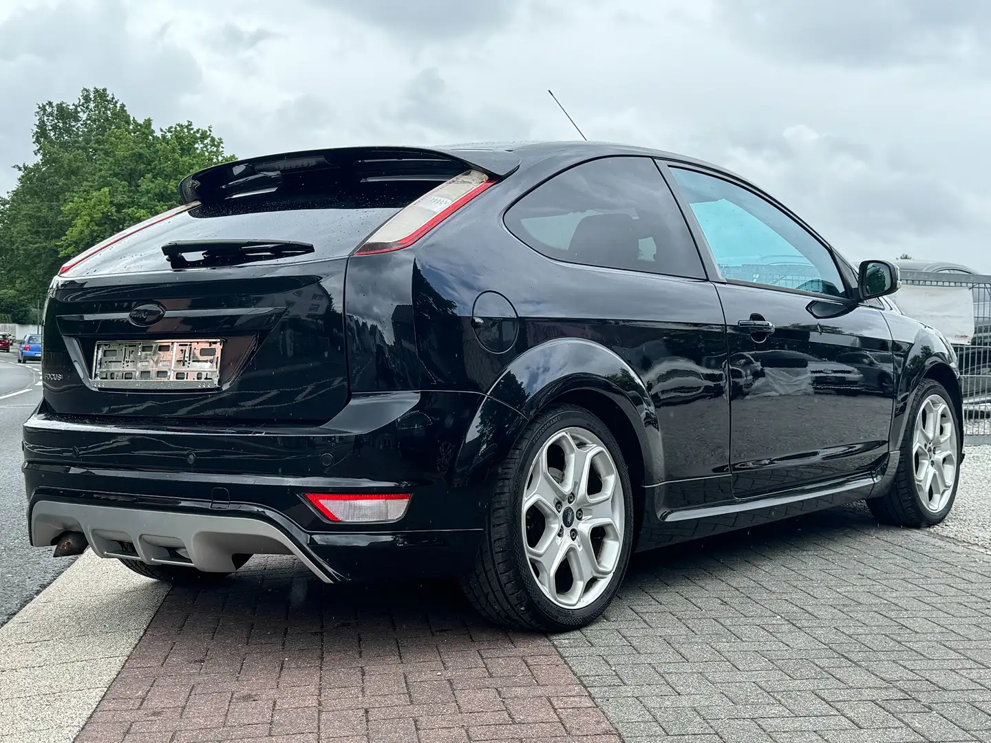 Ford Focus Titanium Sport ST line Sitzheizung Klima Top Black - 2