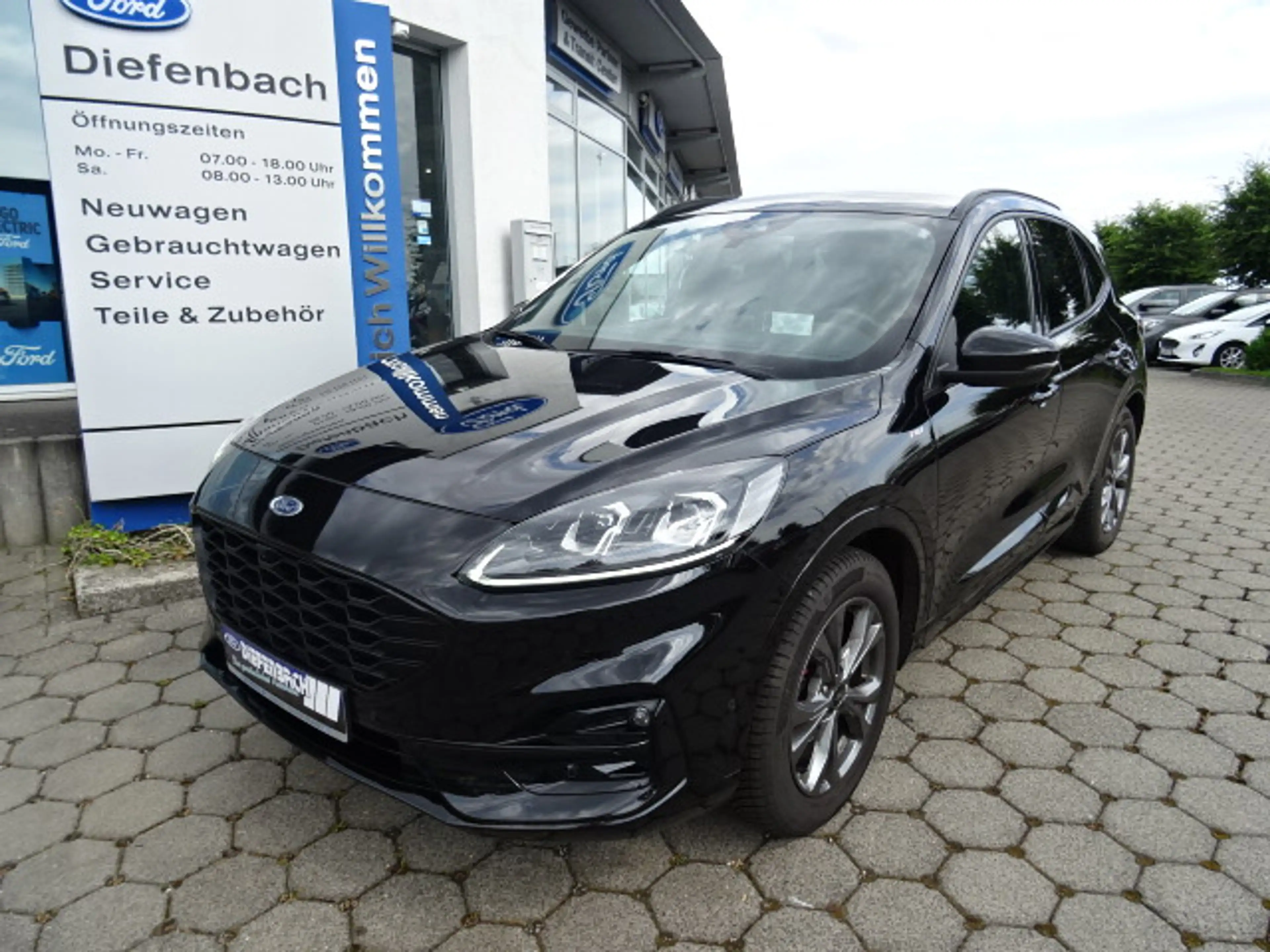Ford Kuga 1.5 Ecoboost ST-Line X +HUD+LED